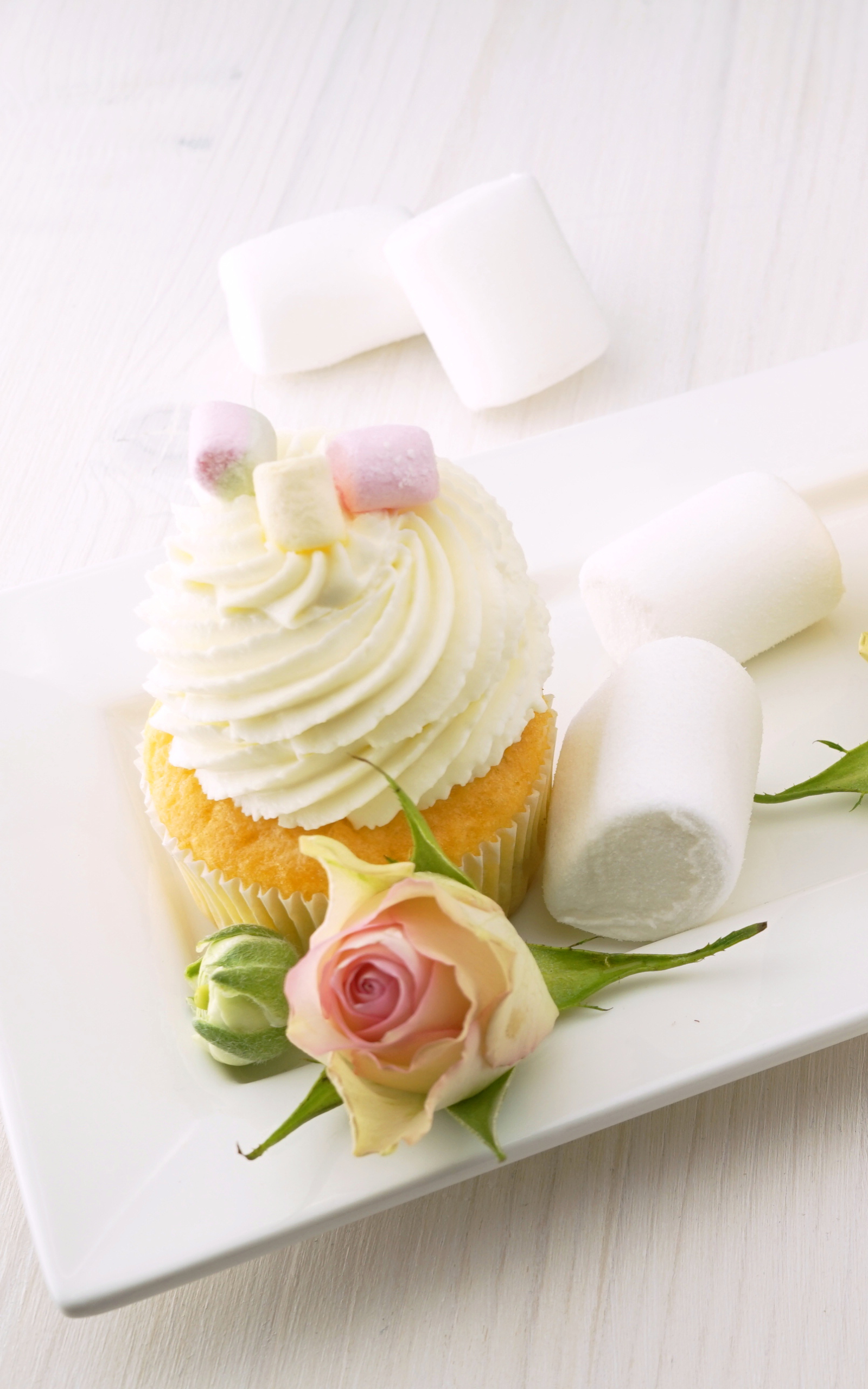 Download mobile wallpaper Food, Cream, Marshmallow, Sweets, Cupcake for free.