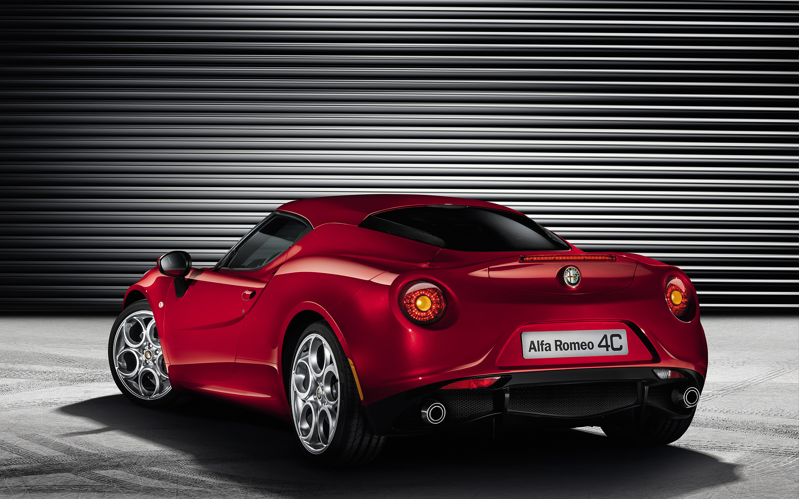 Handy-Wallpaper Alfa Romeo, Autos, Coupe, Alfa Romeo 4C, Fahrzeuge kostenlos herunterladen.