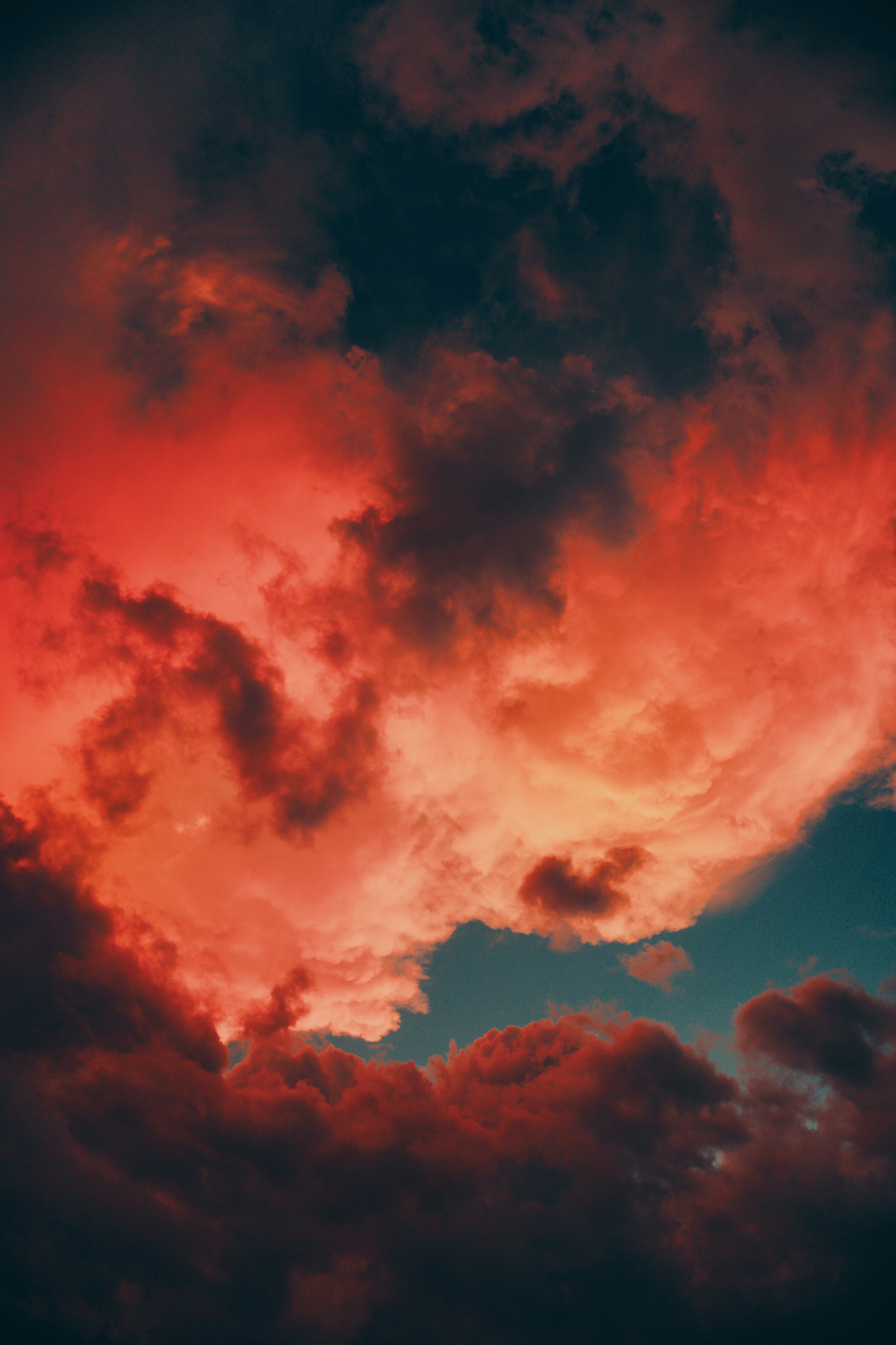 Download mobile wallpaper Clouds, Dusk, Sky, Twilight, Dark for free.