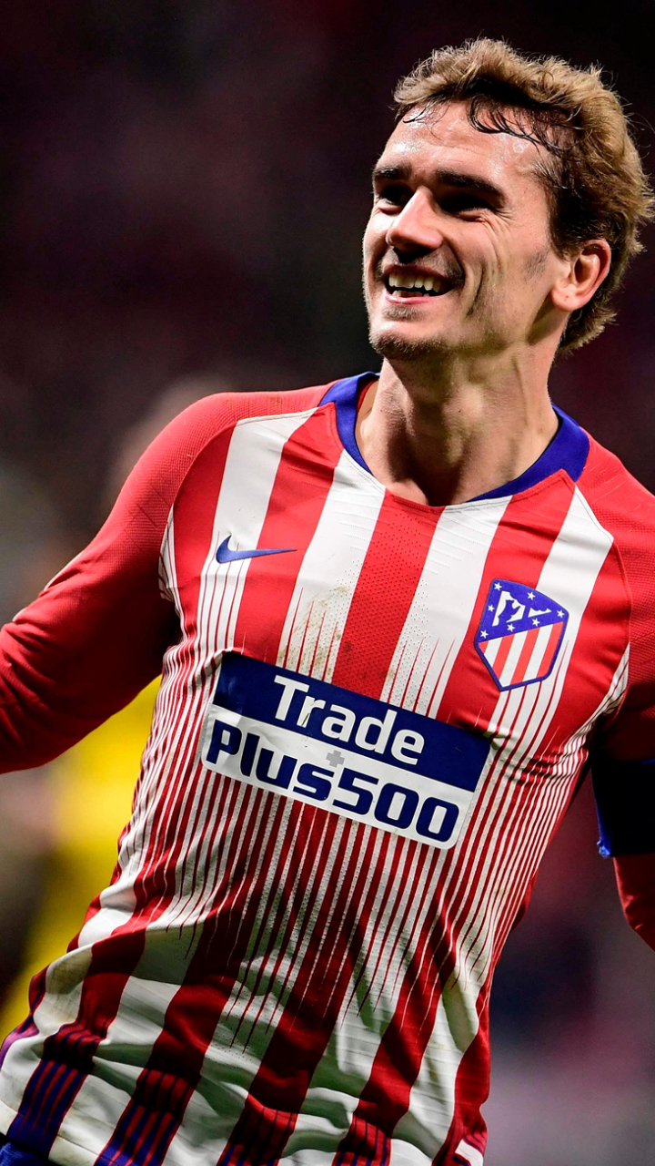 Download mobile wallpaper Sports, Soccer, French, Antoine Griezmann, Atlético Madrid for free.