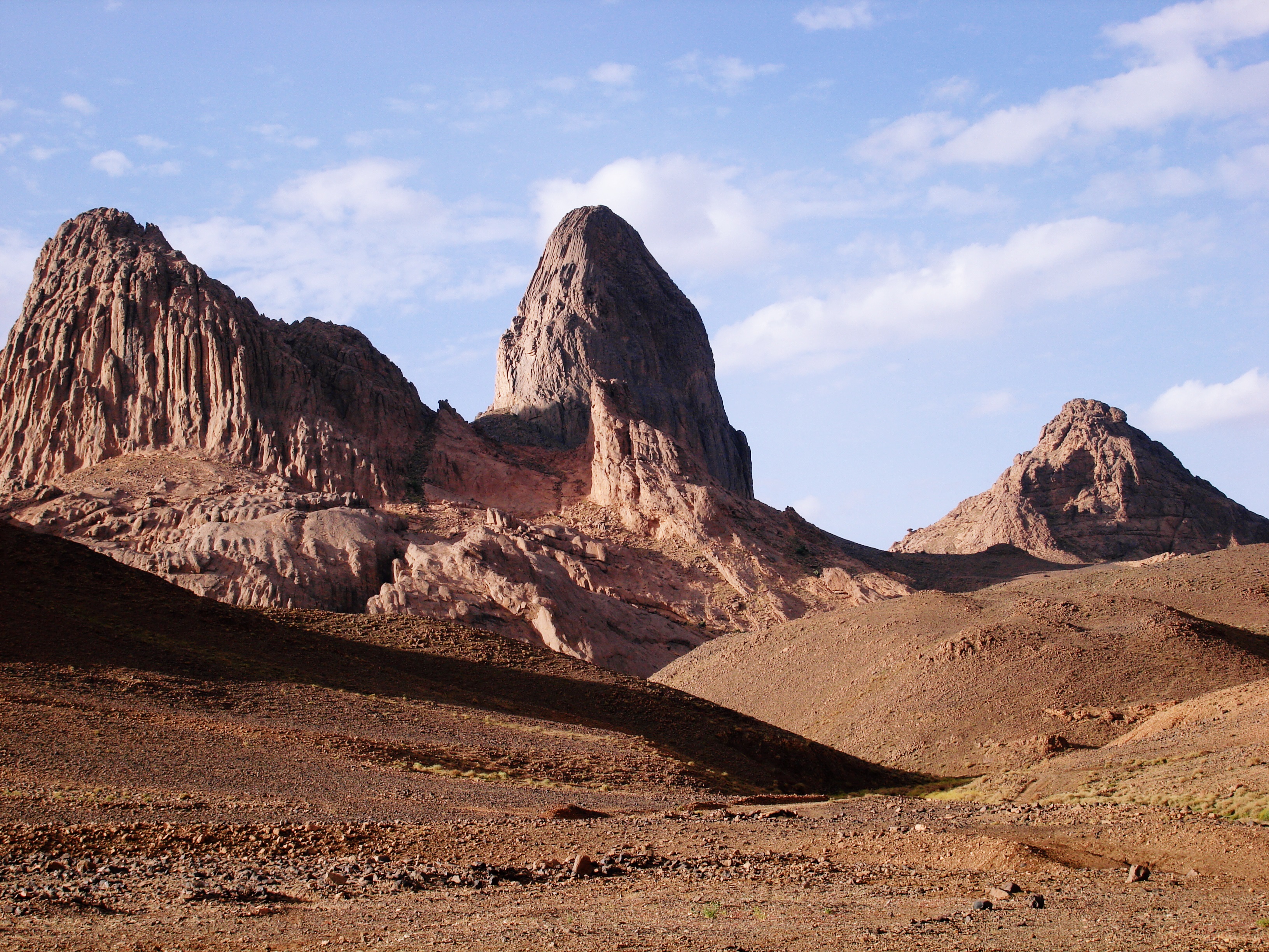Handy-Wallpaper Steppe, Sahara, Afrika, Algerien, Erde/natur, Tassili N’Ajjer, Hoggar Gebirge kostenlos herunterladen.