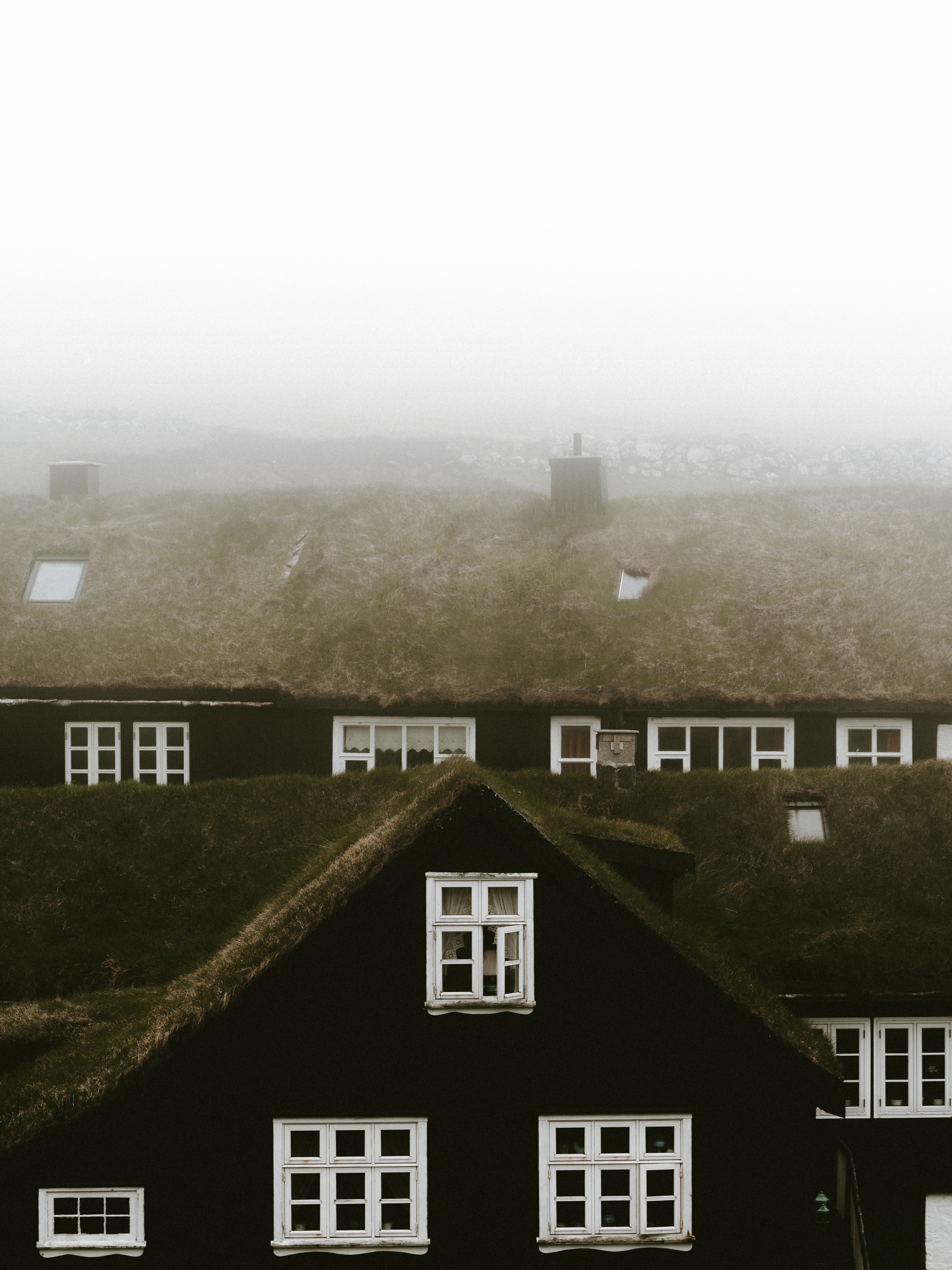 114078 скачать обои скандинавия, дома, здания, разное, туман, мгла - заставки и картинки бесплатно