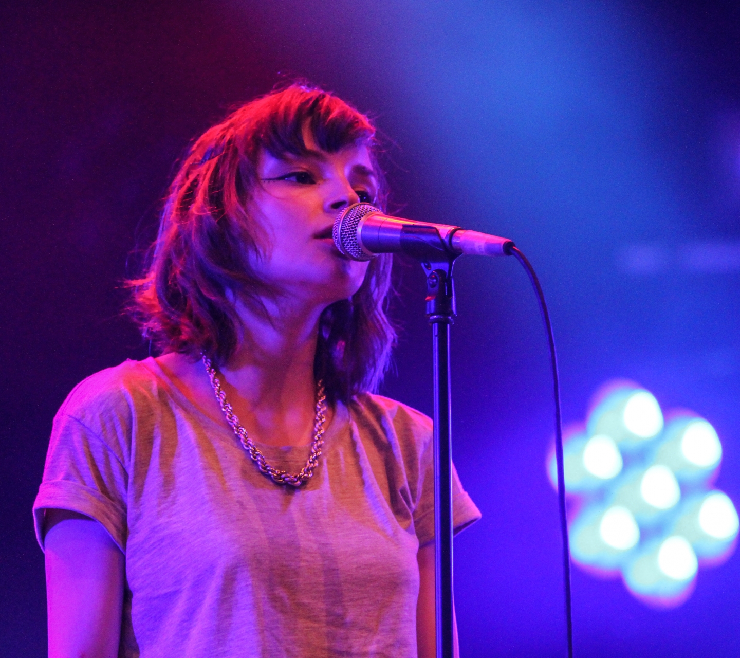 music, lauren mayberry