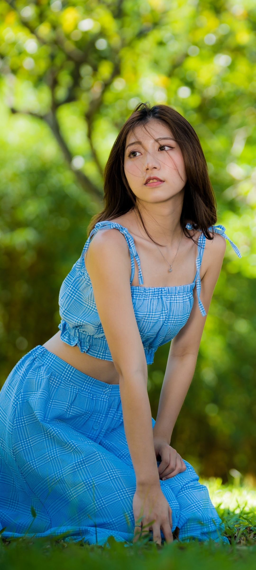 Download mobile wallpaper Brunette, Model, Women, Asian, Blue Dress for free.