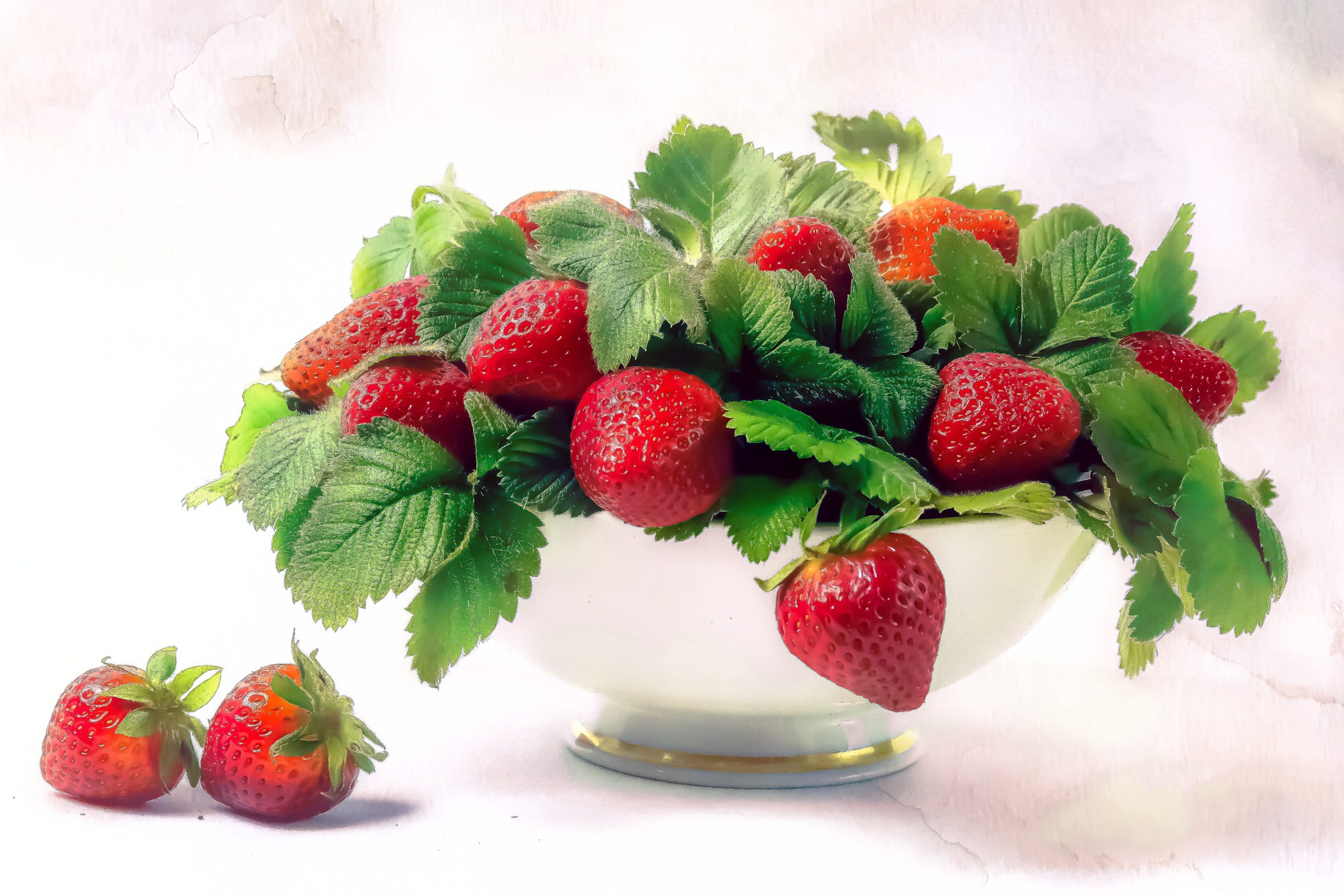 Free download wallpaper Fruits, Food, Strawberry, Fruit on your PC desktop