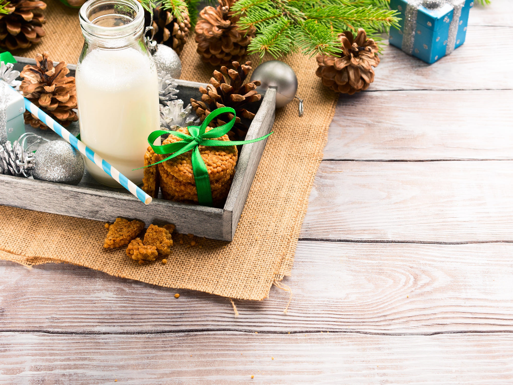 Free download wallpaper Christmas, Holiday, Bottle, Milk, Cookie, Christmas Ornaments, Pine Cone on your PC desktop