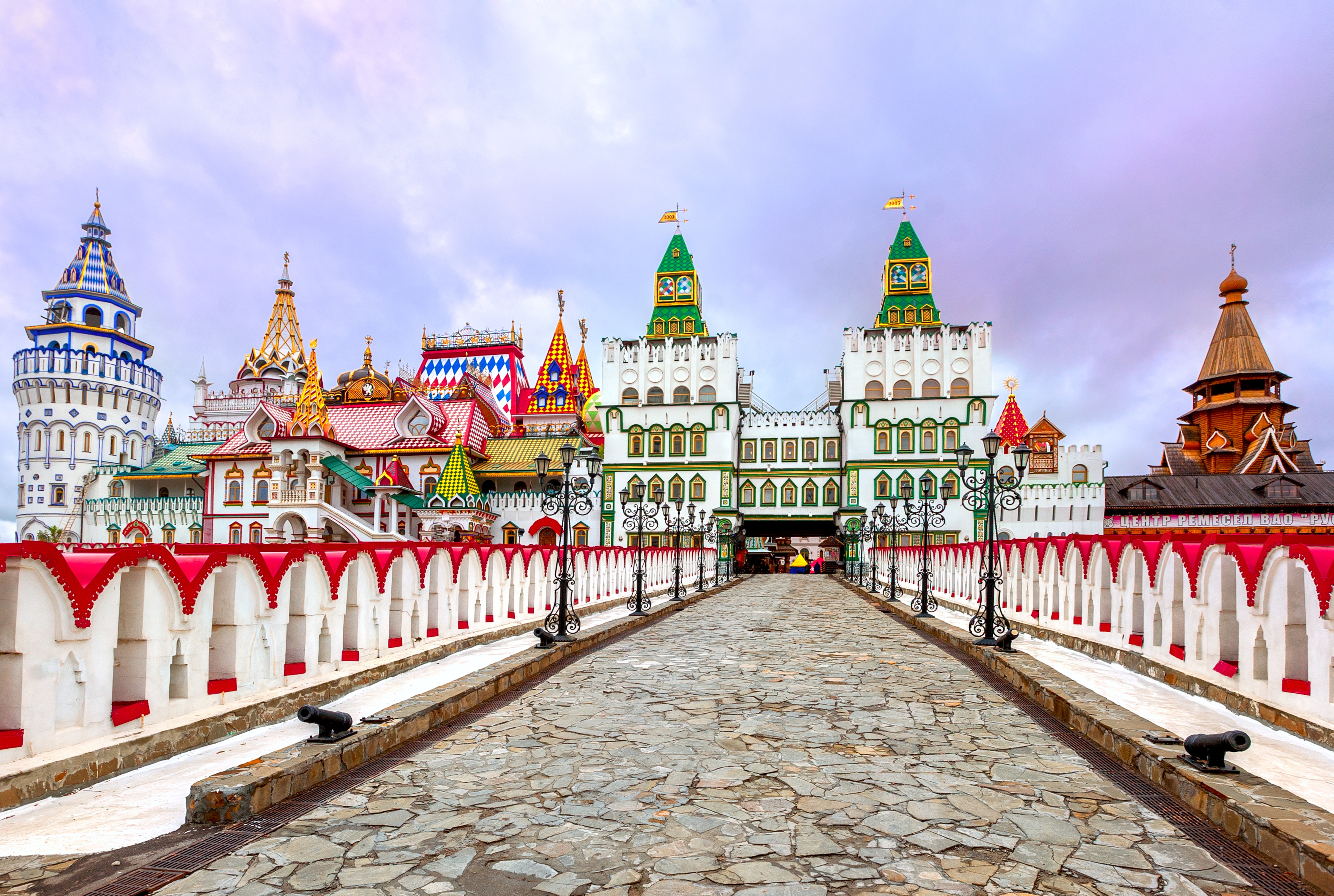 1524193 descargar imagen kremlin de moscú, hecho por el hombre, edificio, ciudad, kremlin, moscú, rusia: fondos de pantalla y protectores de pantalla gratis