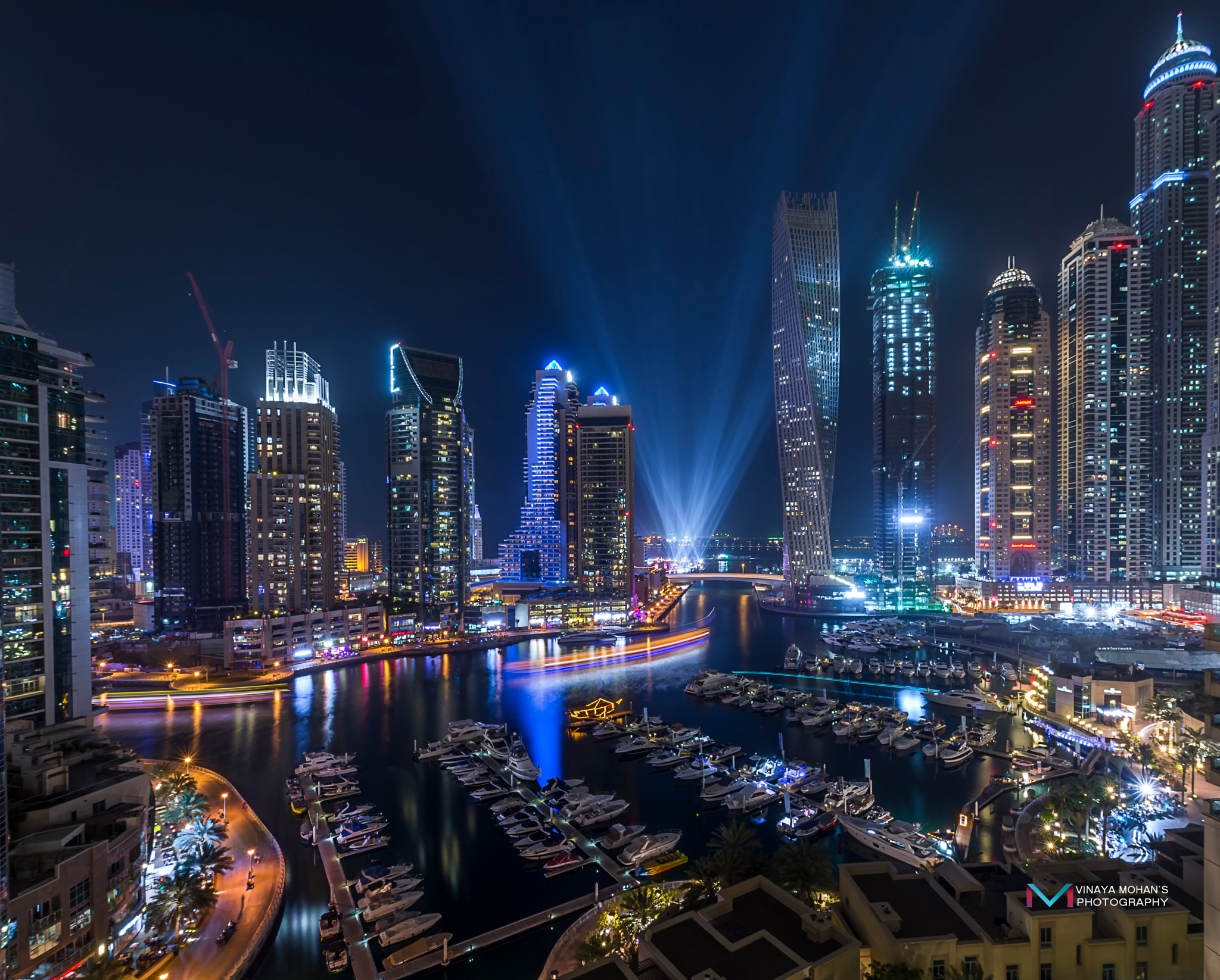Laden Sie das Städte, Wolkenkratzer, Gebäude, Dubai, Nacht, Menschengemacht-Bild kostenlos auf Ihren PC-Desktop herunter