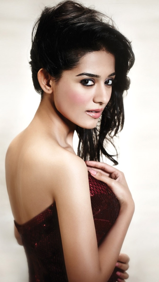 Download mobile wallpaper Celebrity, Bollywood, Amrita Rao for free.