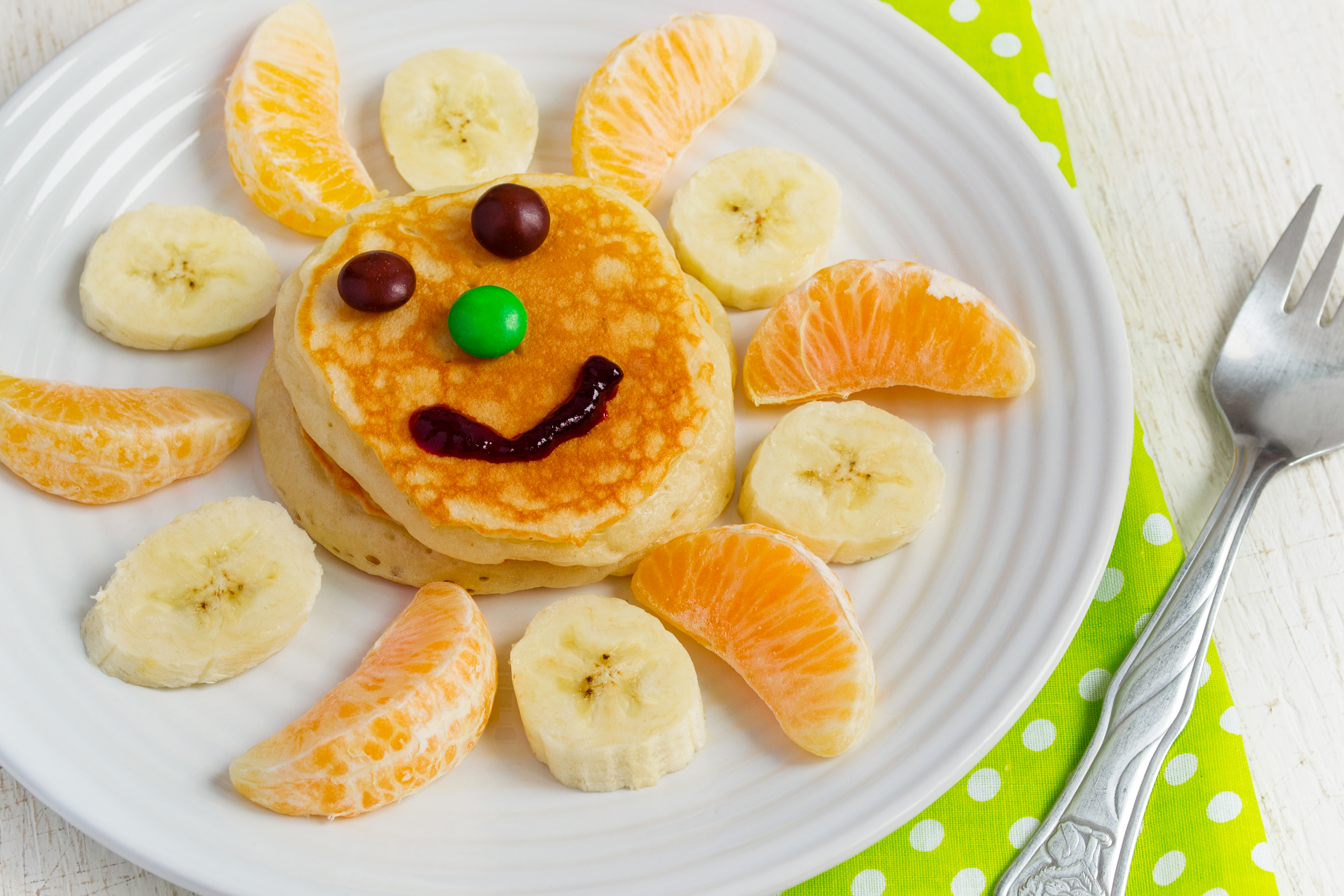 Laden Sie das Pfannkuchen, Gesicht, Banane, Nahrungsmittel, Mandarine, Frühstuck-Bild kostenlos auf Ihren PC-Desktop herunter