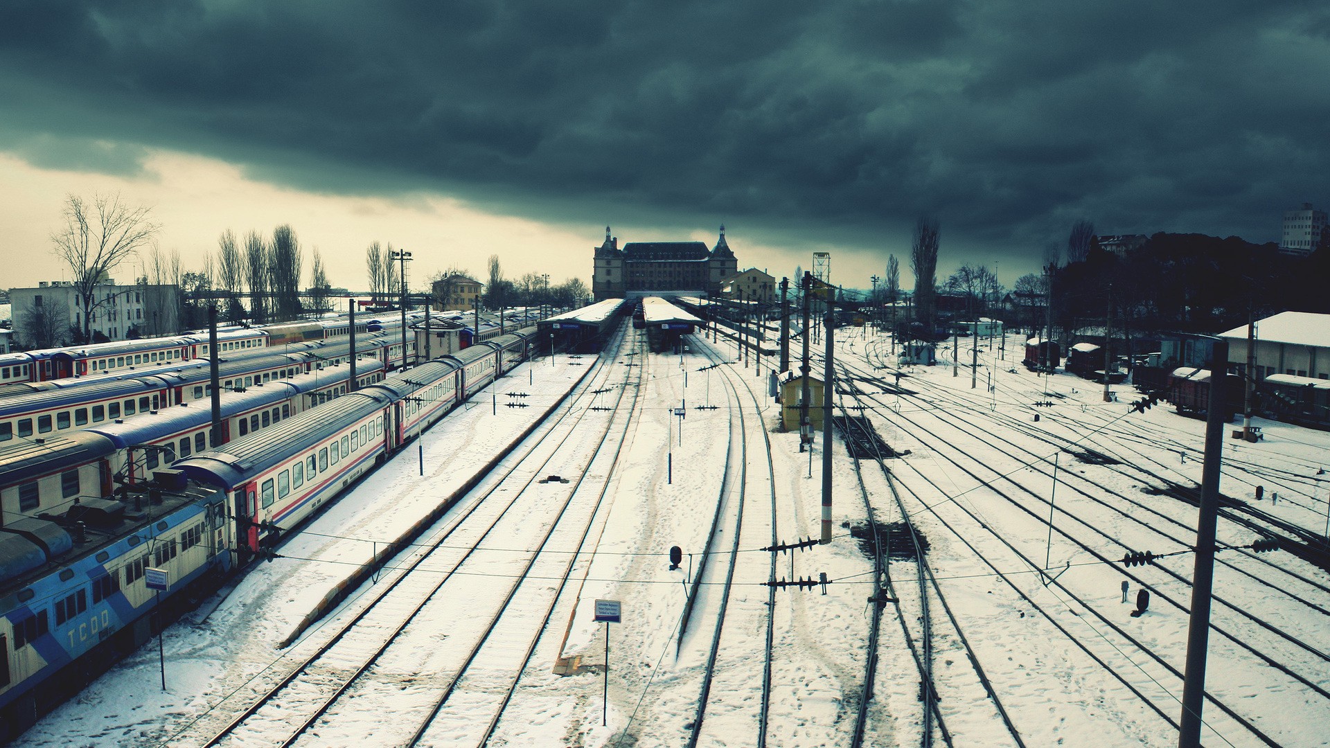 Handy-Wallpaper Schnee, Eisenbahn, Zug, Menschengemacht kostenlos herunterladen.