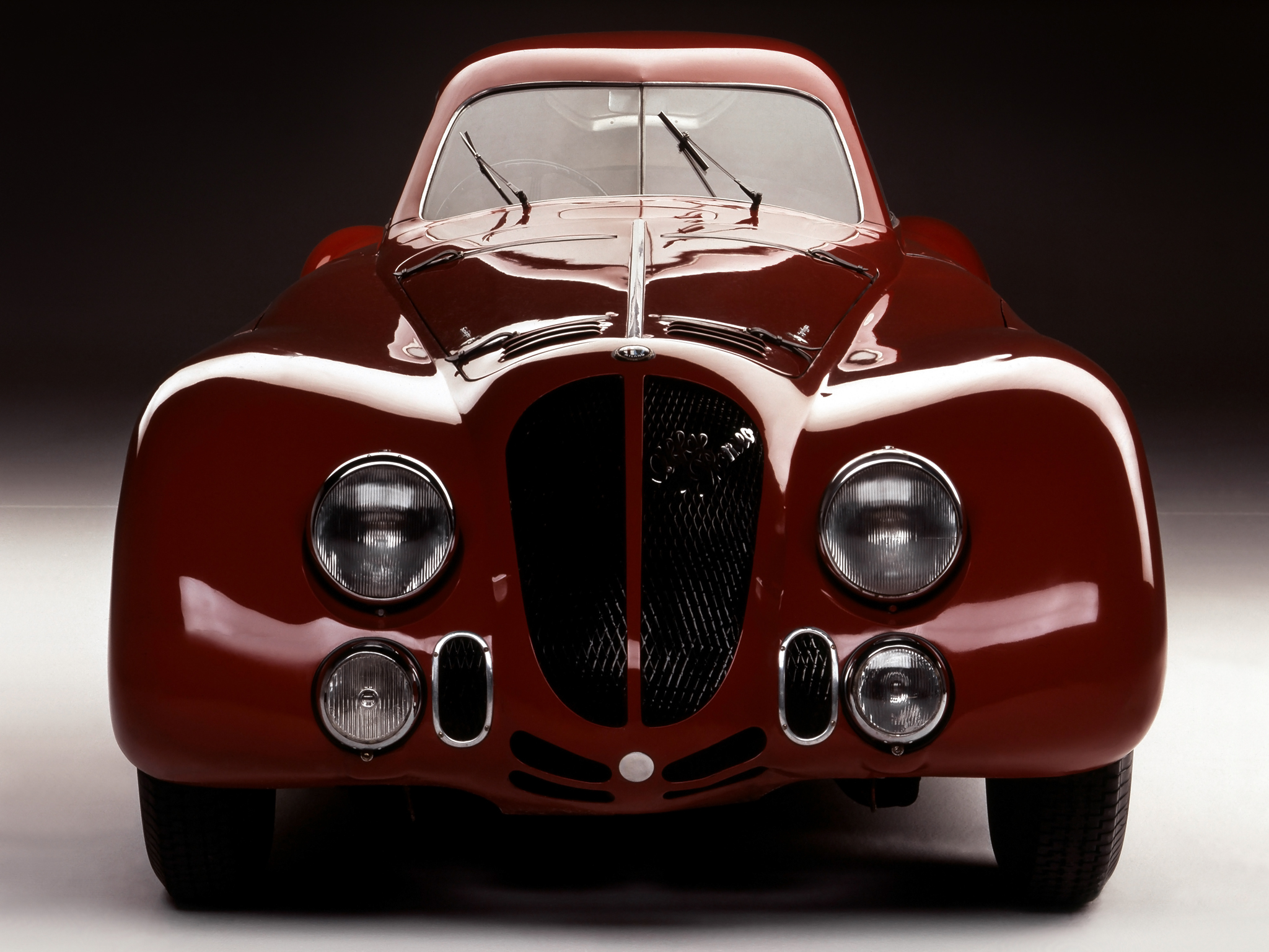 Завантажити шпалери Alfa Romeo 8C 2900B Ле Ман на телефон безкоштовно