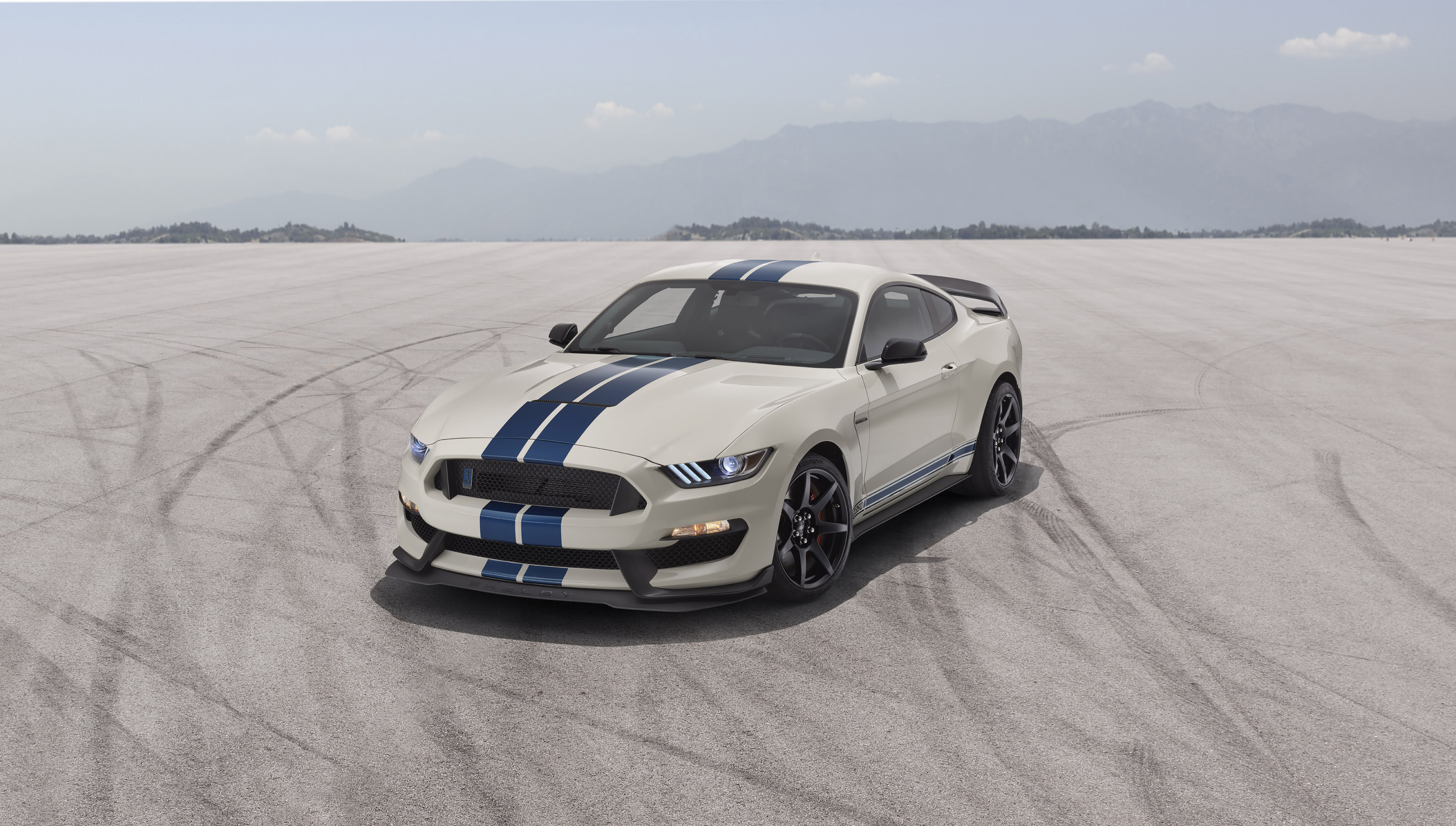Free download wallpaper Ford, Car, Ford Mustang, Muscle Car, Vehicles, White Car, Ford Mustang Shelby, Ford Mustang Shelby Gt350 on your PC desktop