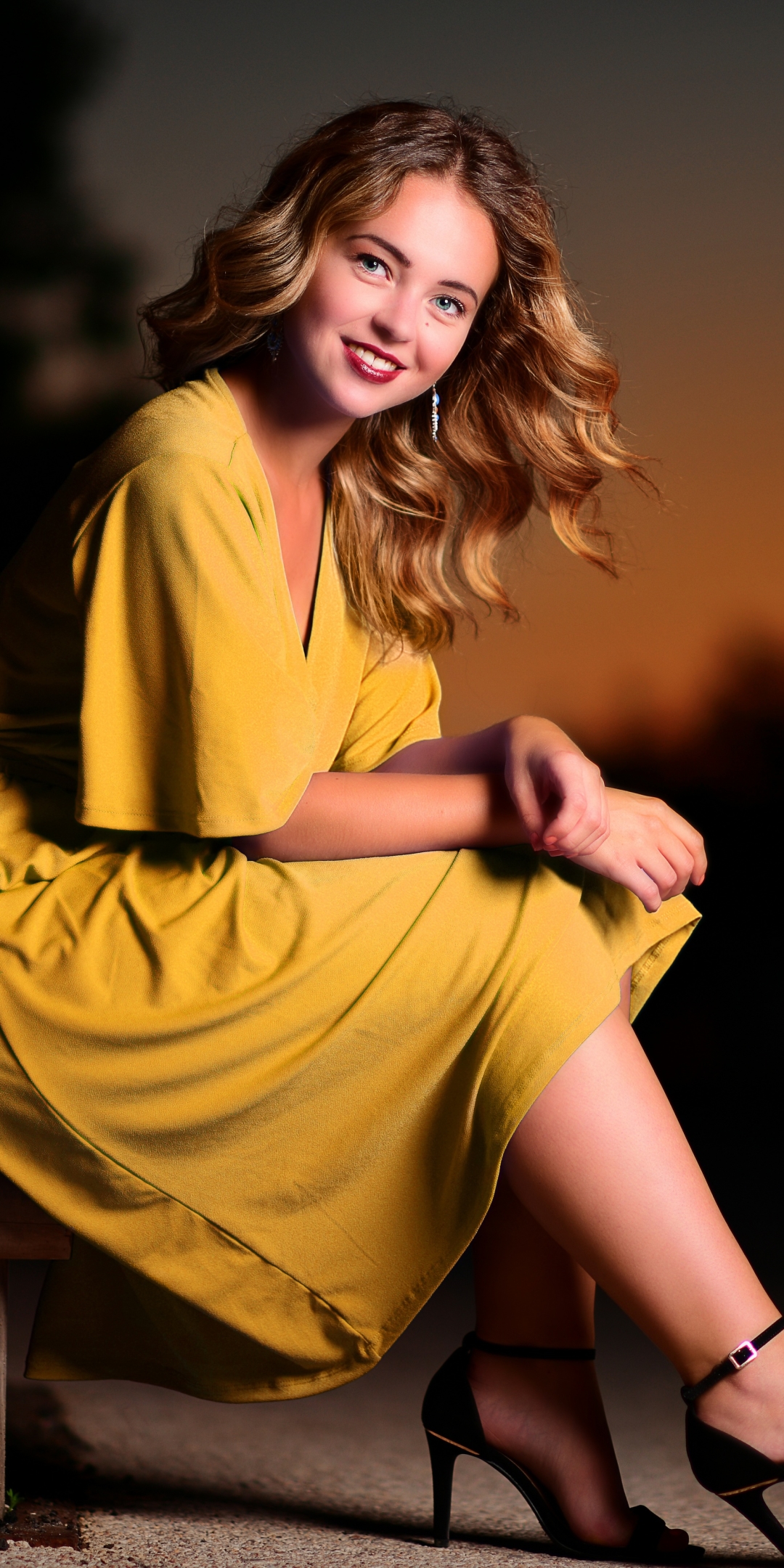 Download mobile wallpaper Smile, Model, Women, Yellow Dress, Lipstick for free.