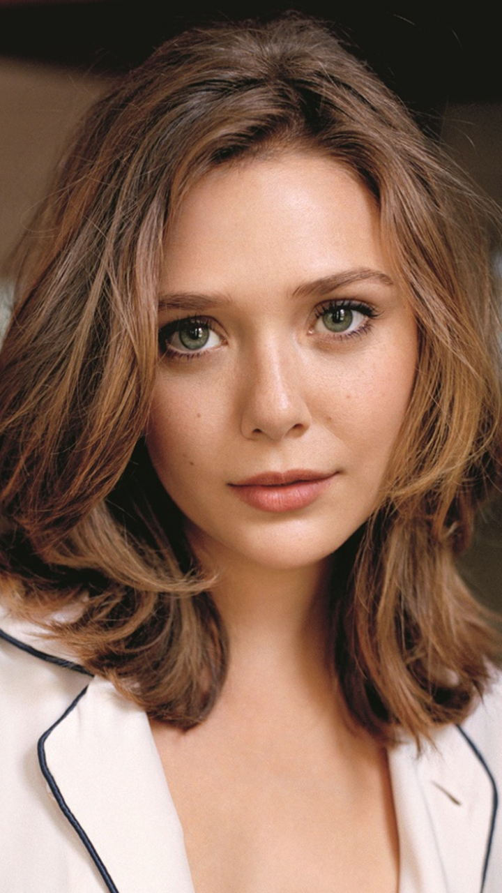 Download mobile wallpaper Face, Green Eyes, Celebrity, Actress, Elizabeth Olsen for free.