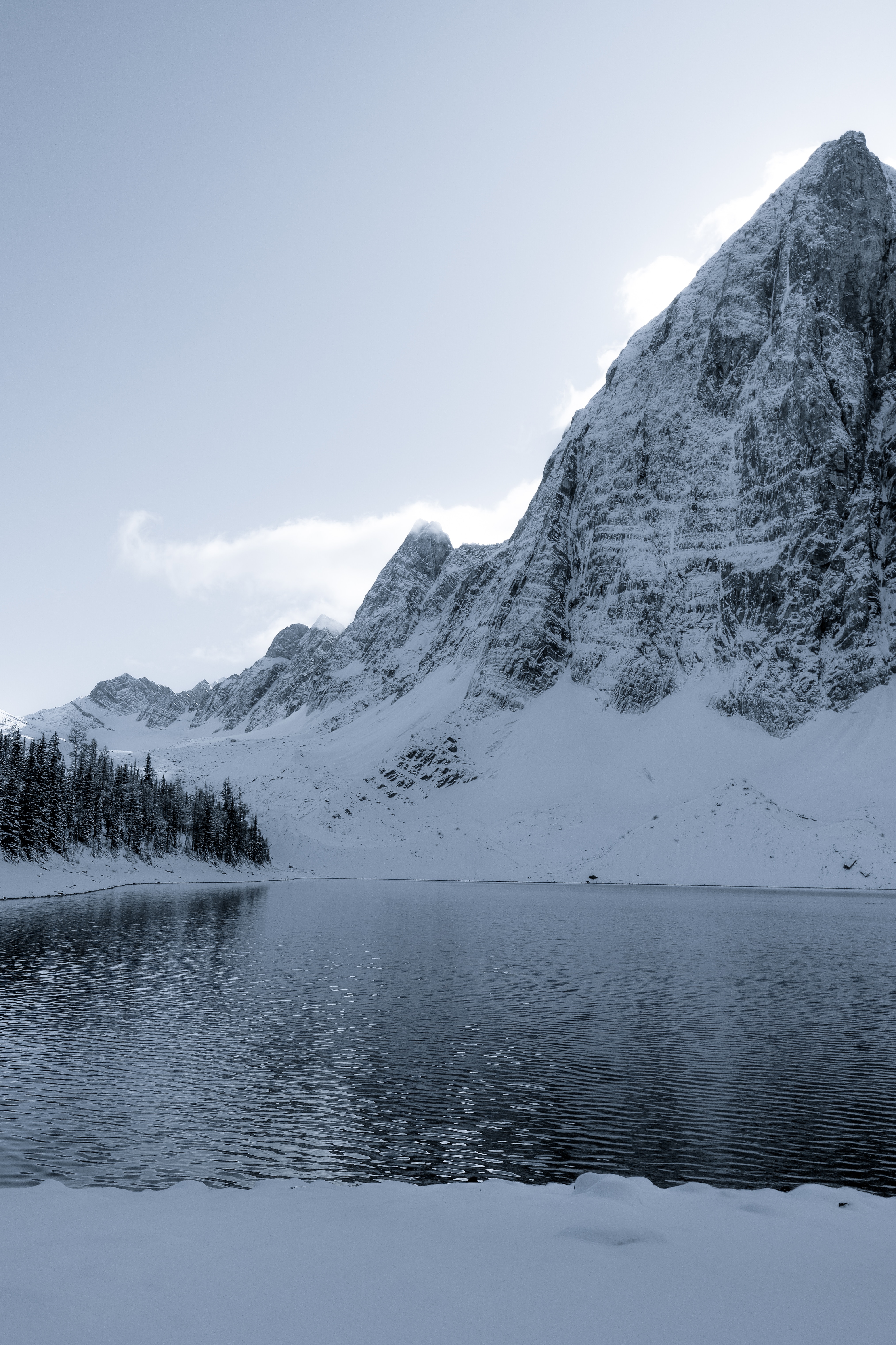 Скачать обои бесплатно Снег, Гора, Озеро, Природа, Пейзаж, Зима картинка на рабочий стол ПК