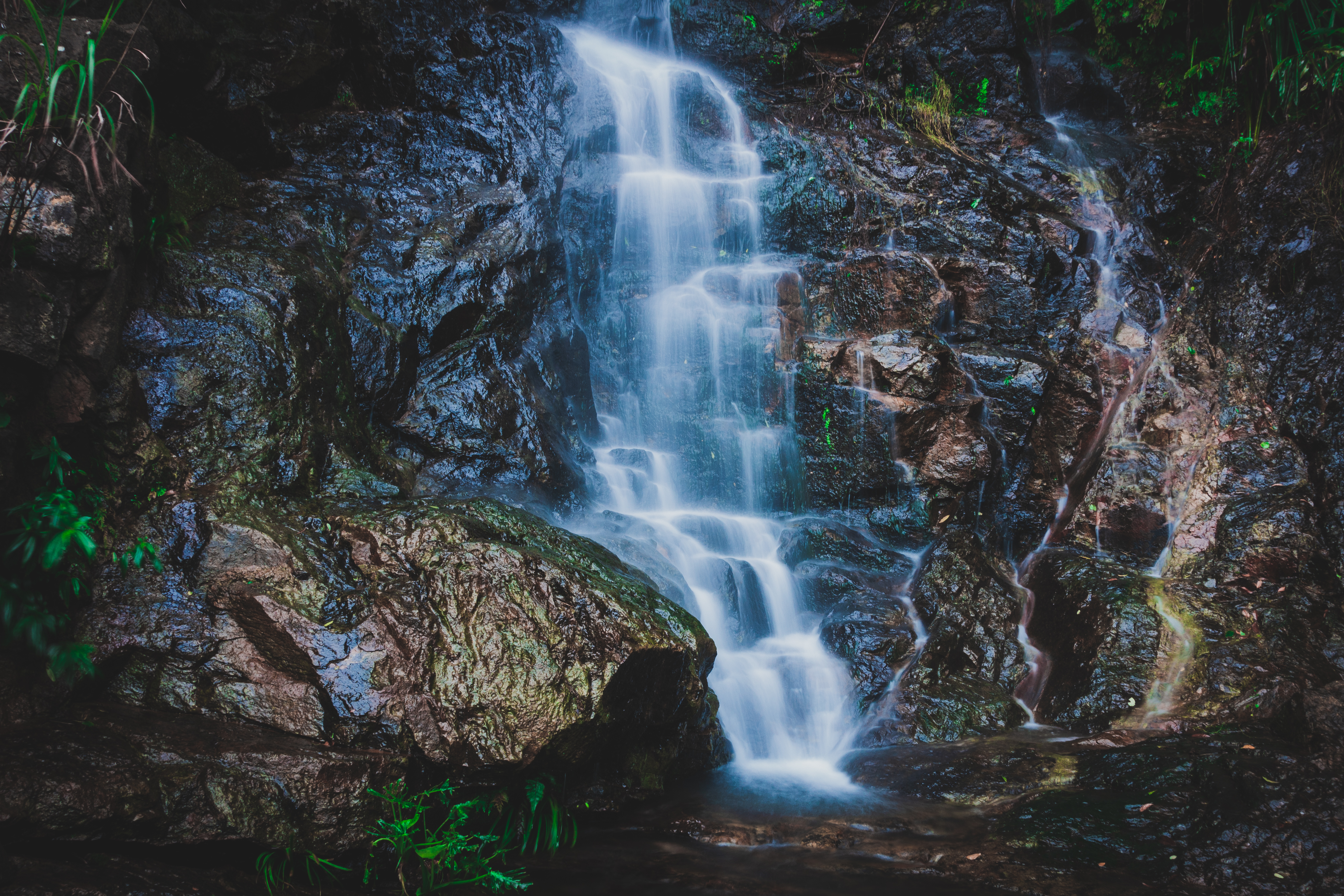 spray, nature, stones, rocks, waterfall 1080p