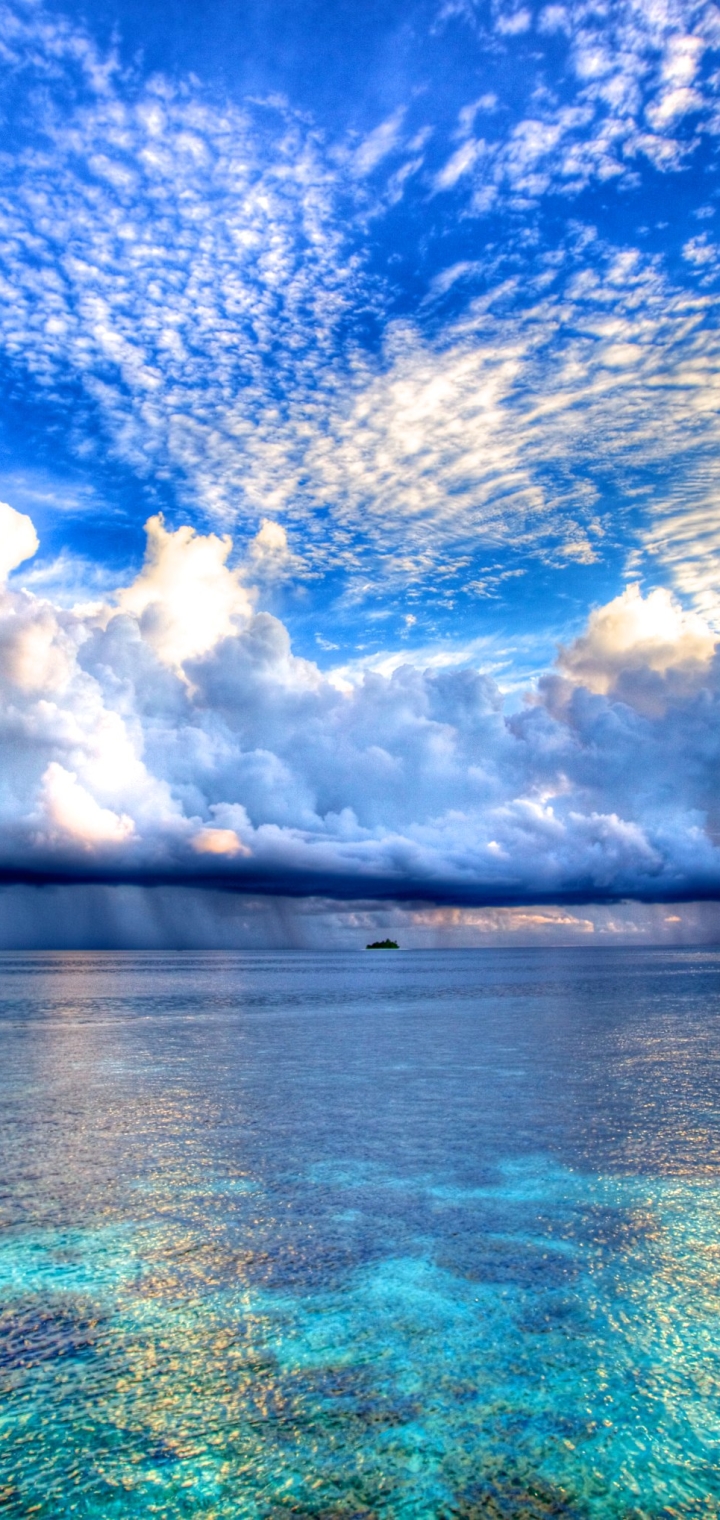 Скачать картинку Природа, Вода, Небо, Облака, Горизонт, Океан, Облако, Мальдивы, Земля/природа в телефон бесплатно.