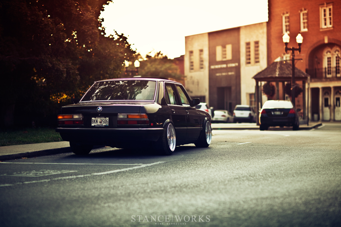 Download mobile wallpaper Vehicles, Bmw E28 for free.