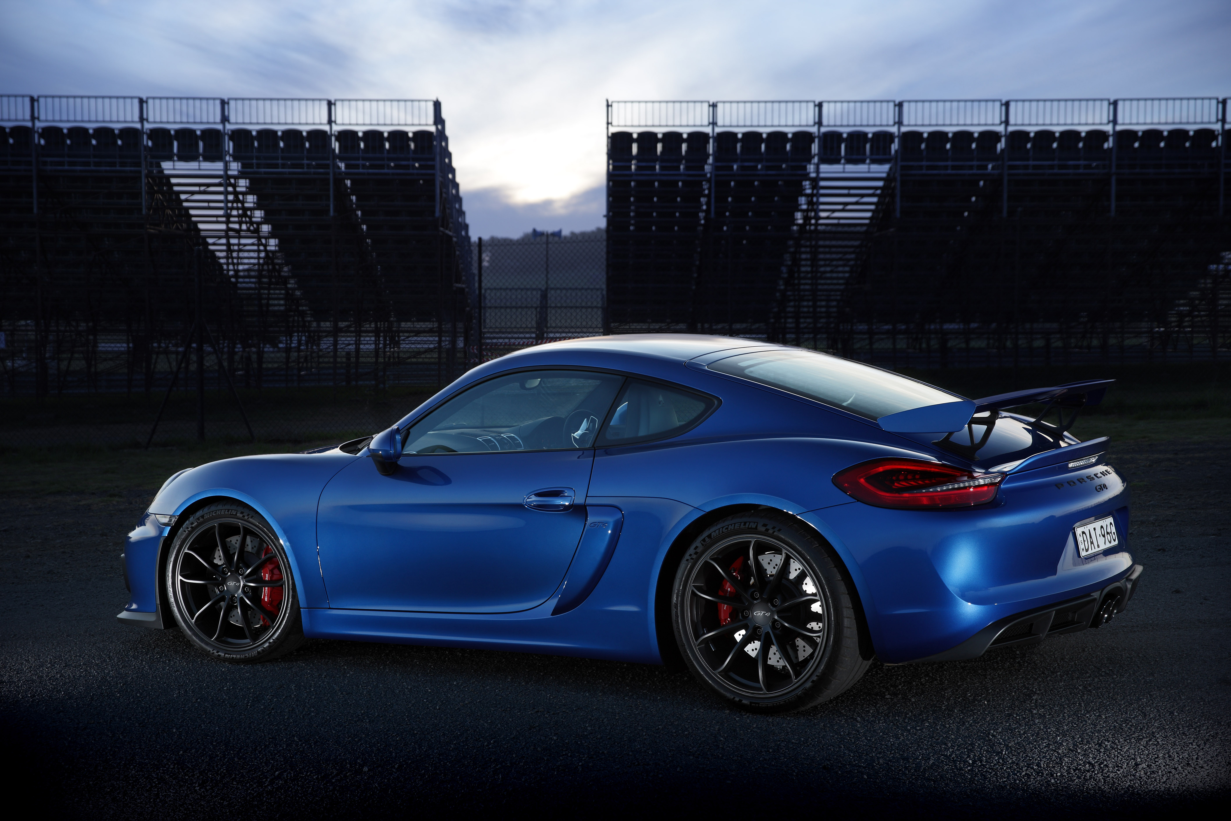 Download mobile wallpaper Porsche, Car, Porsche Cayman, Porsche Cayman Gt4, Vehicles for free.
