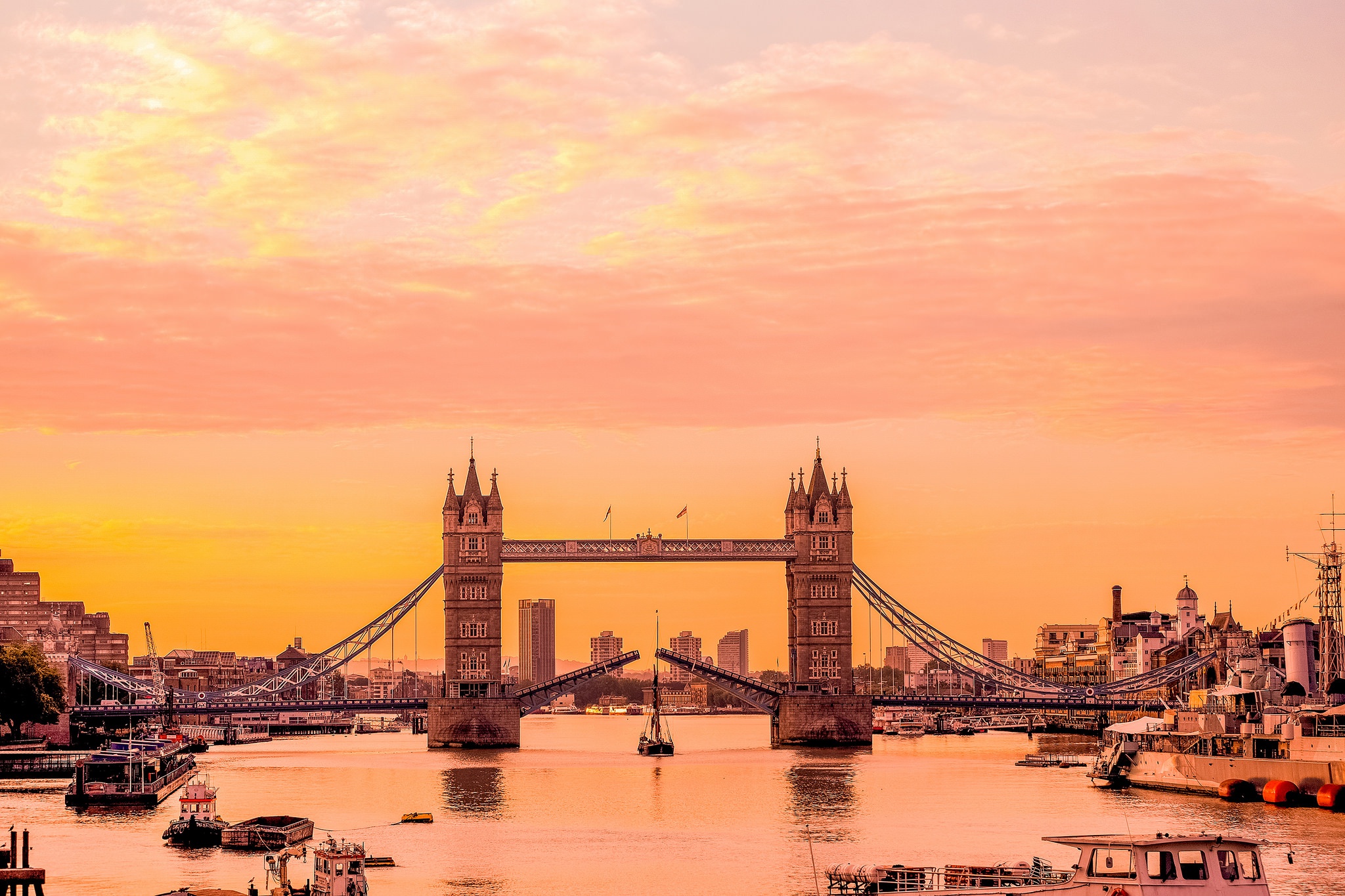 Download mobile wallpaper Bridges, Twilight, London, River, United Kingdom, Thames, Tower Bridge, Man Made for free.