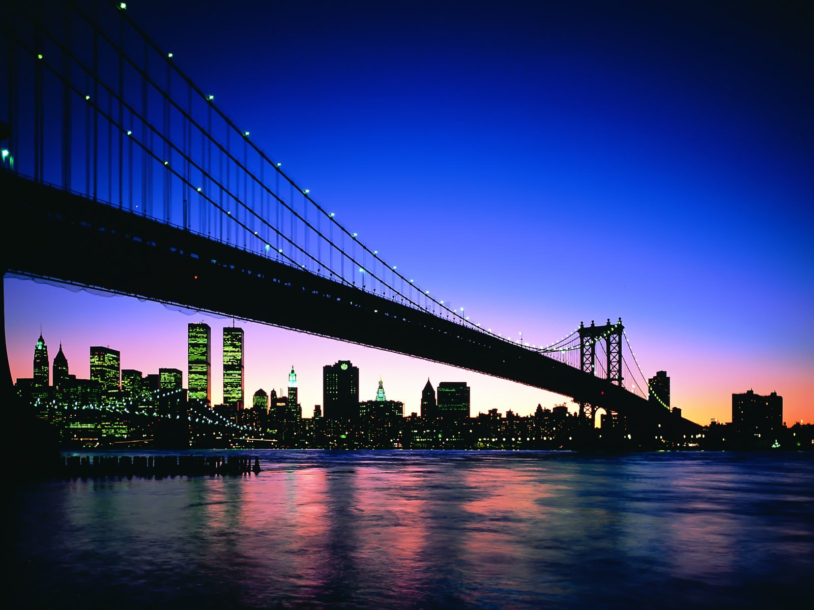 Laden Sie das Licht, Brücke, New York, Manhattan Brücke, Nacht, Brücken, Menschengemacht, Großstadt-Bild kostenlos auf Ihren PC-Desktop herunter