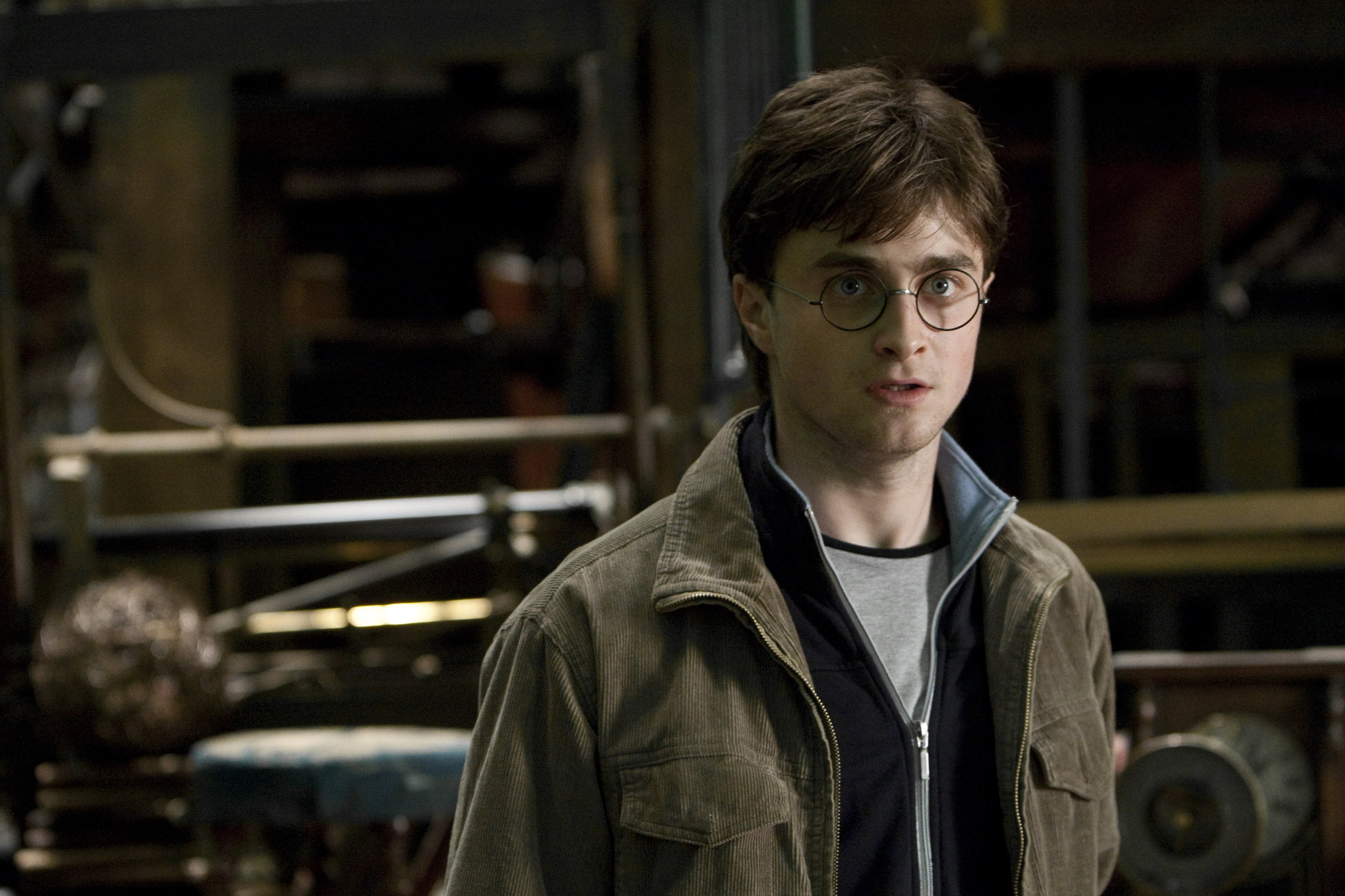 Descarga gratuita de fondo de pantalla para móvil de Harry Potter, Películas, Harry Potter Y Las Reliquias De La Muerte Parte 2.