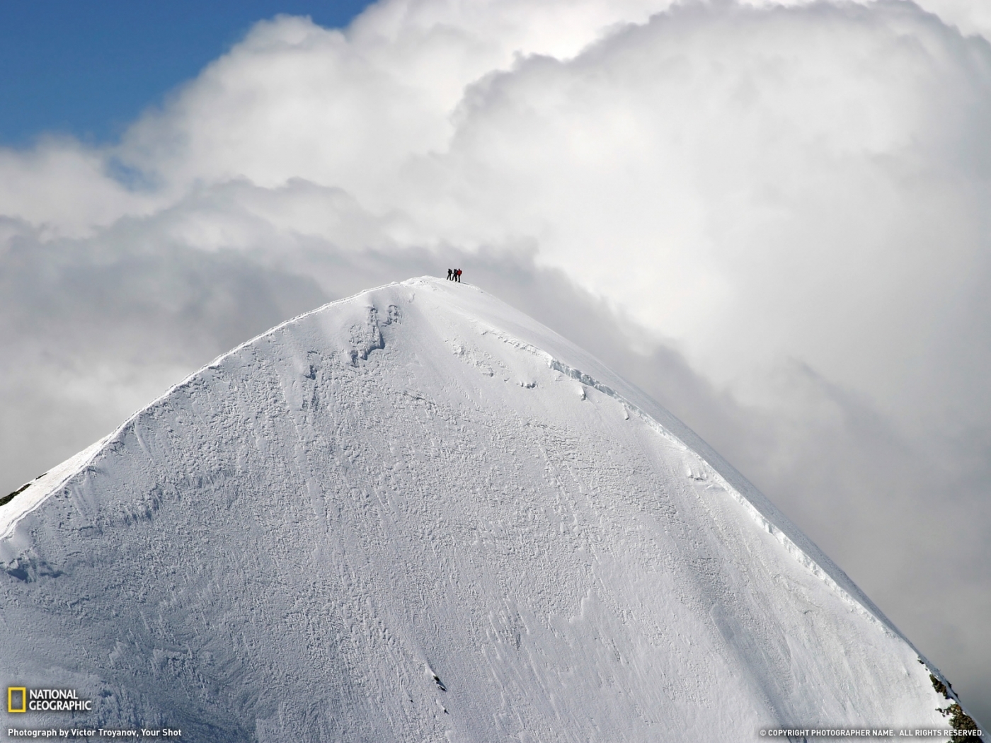Free download wallpaper Landscape, Mountains, Clouds, Snow on your PC desktop