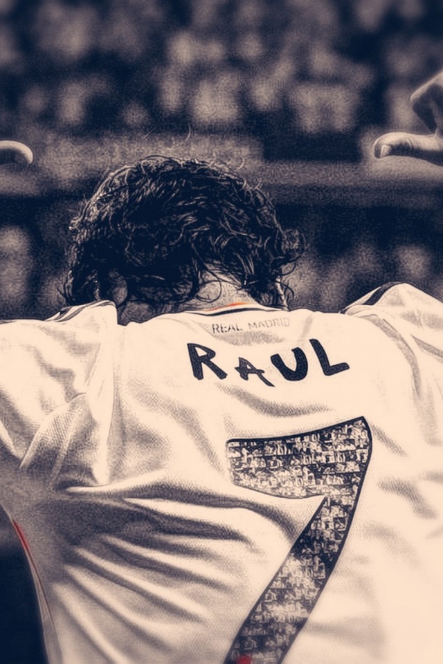 Download mobile wallpaper Sports, Soccer, Spanish, Real Madrid C F, Raúl González Blanco for free.