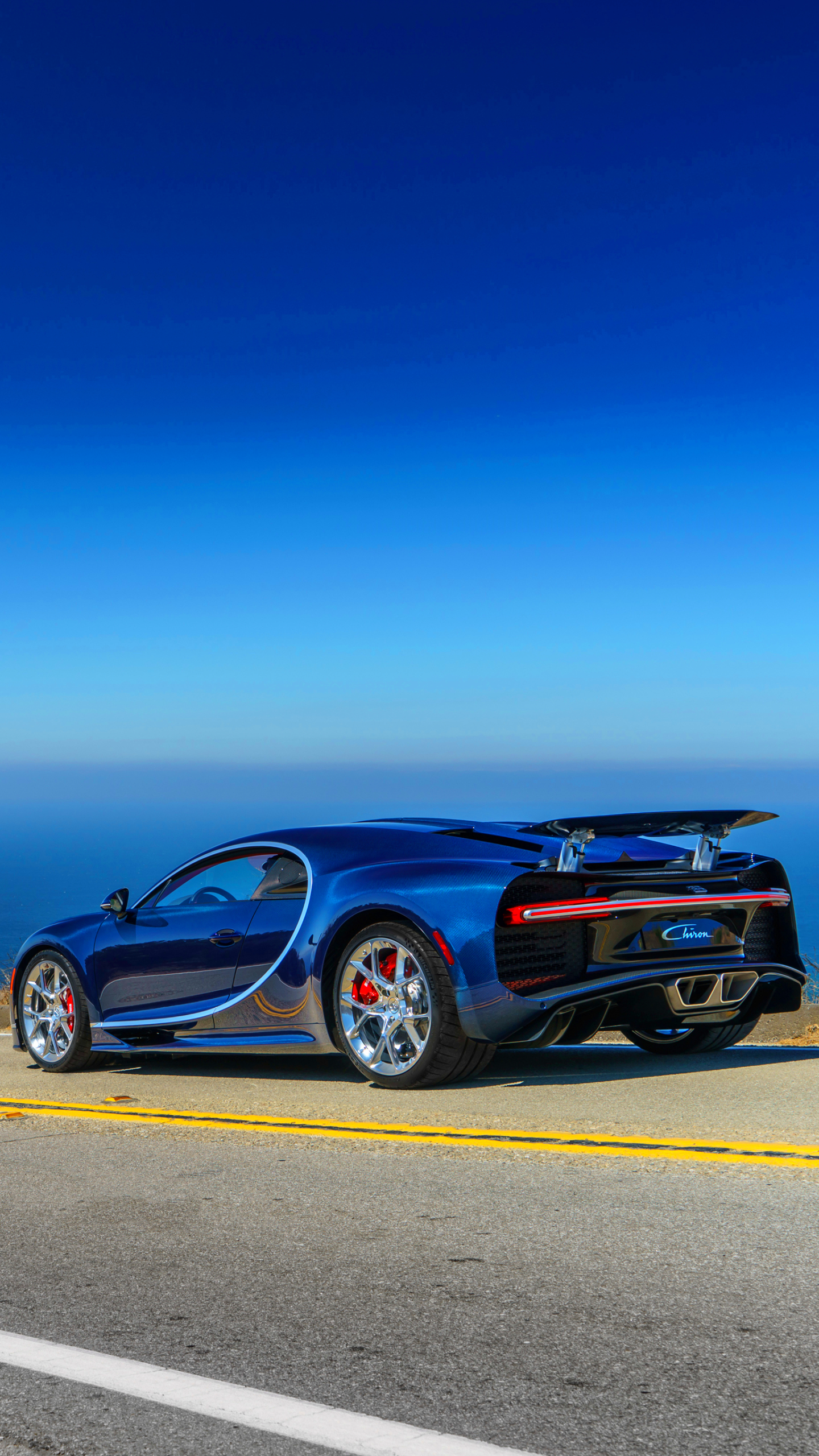 Download mobile wallpaper Bugatti, Car, Supercar, Vehicle, Bugatti Chiron, Vehicles for free.