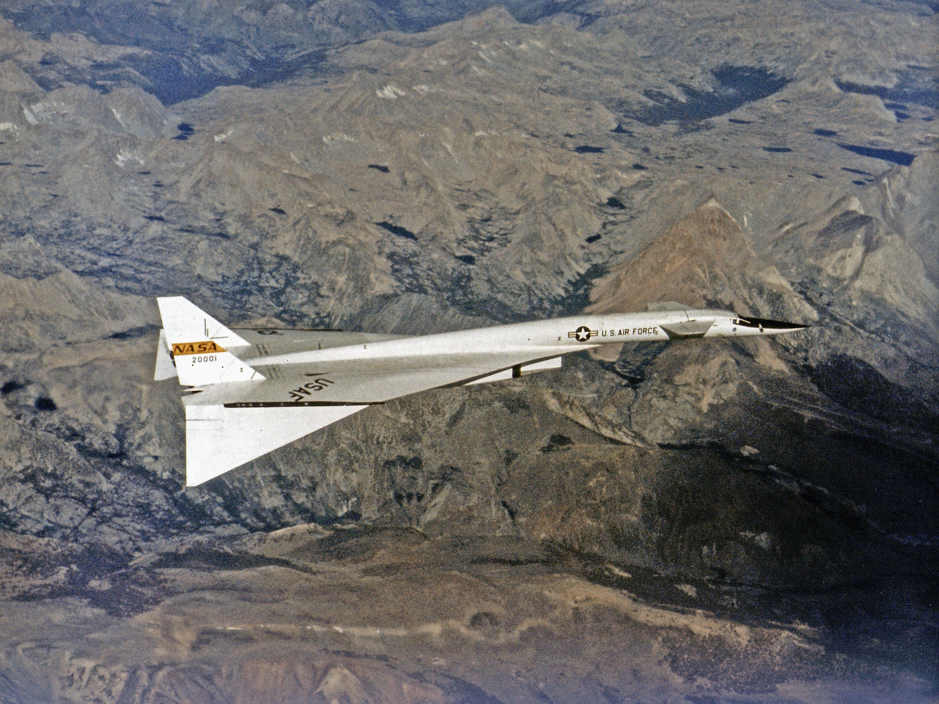 military, north american xb 70 valkyrie, bombers