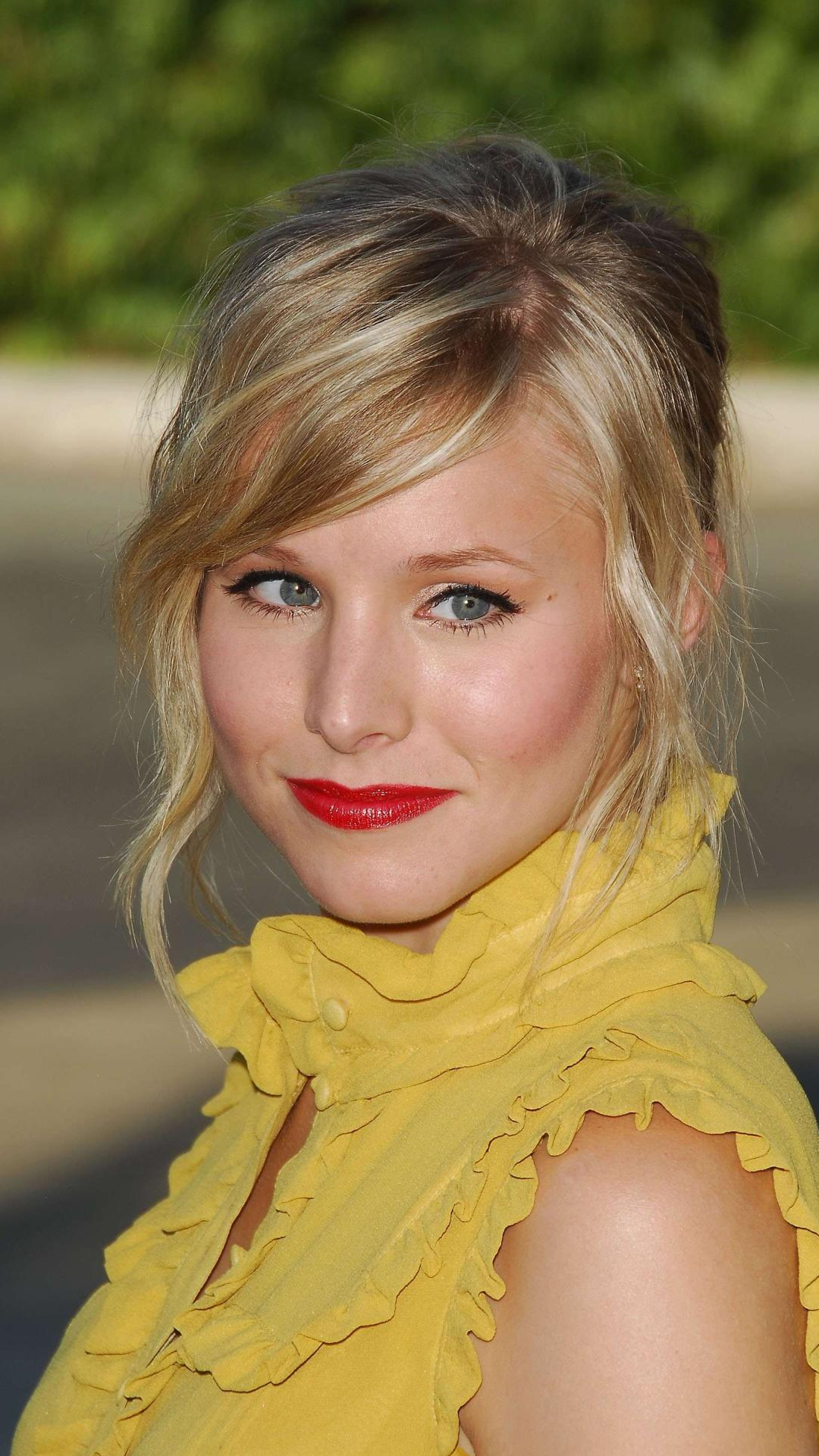 Download mobile wallpaper Celebrity, Kristen Bell for free.