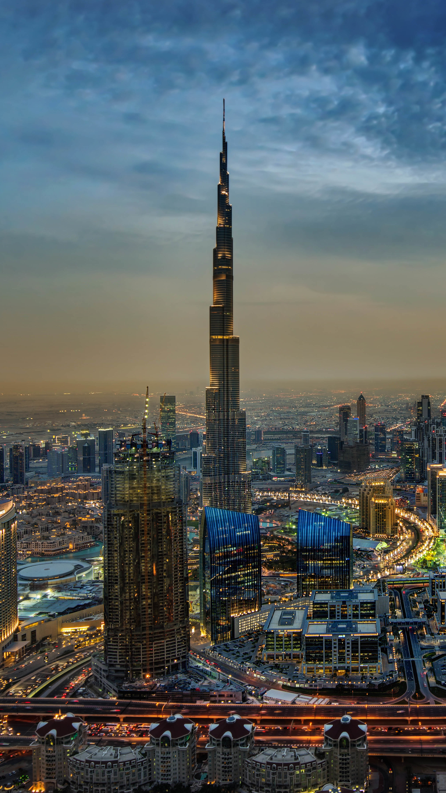 1133272 descargar fondo de pantalla hecho por el hombre, dubái, ciudad, horizonte, emiratos árabes unidos, paisaje urbano, rascacielos, burj khalifa, edificio, ciudades: protectores de pantalla e imágenes gratis