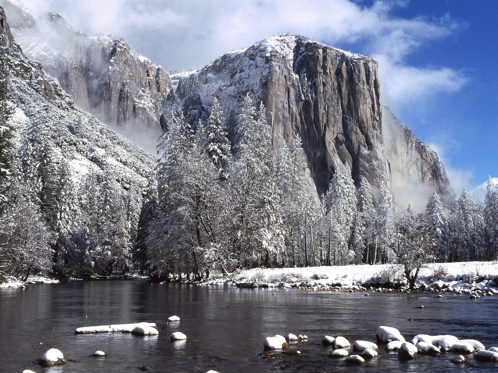 119079 скачать картинку природа, река, снег, скала, обрыв - обои и заставки бесплатно
