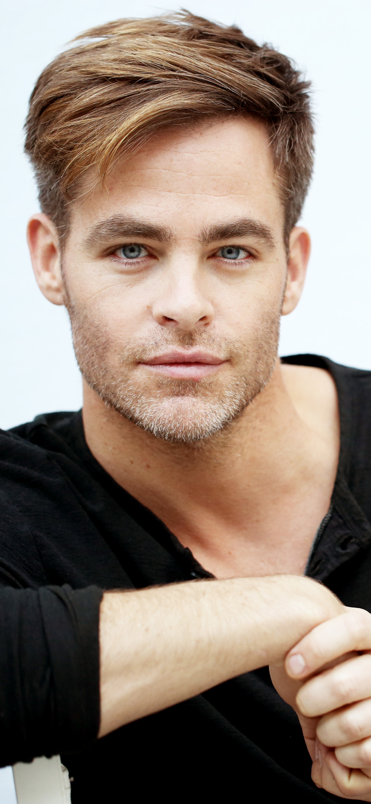 Download mobile wallpaper Chris Pine, American, Celebrity, Actor for free.