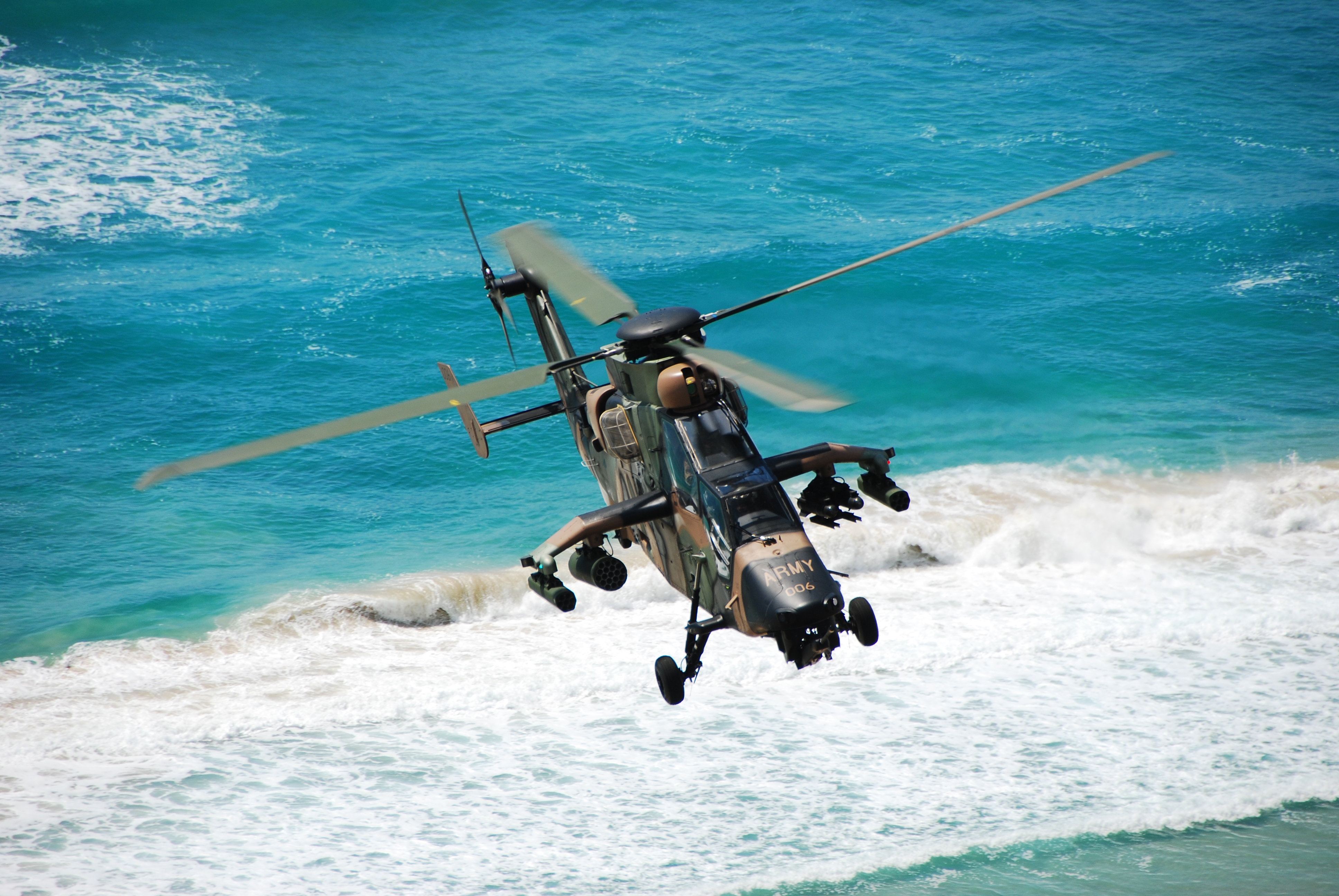 360818 завантажити шпалери військовий, єврокоптер тигр, армія, ударний вертоліт, вертоліт, військові вертольоти - заставки і картинки безкоштовно