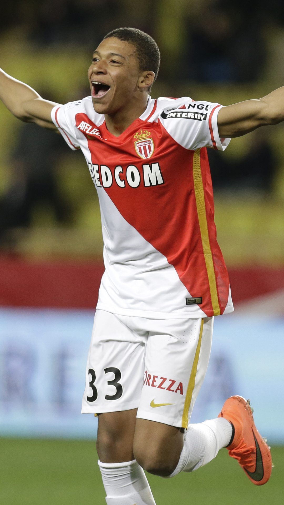 Download mobile wallpaper Sports, Soccer, French, Kylian Mbappé for free.