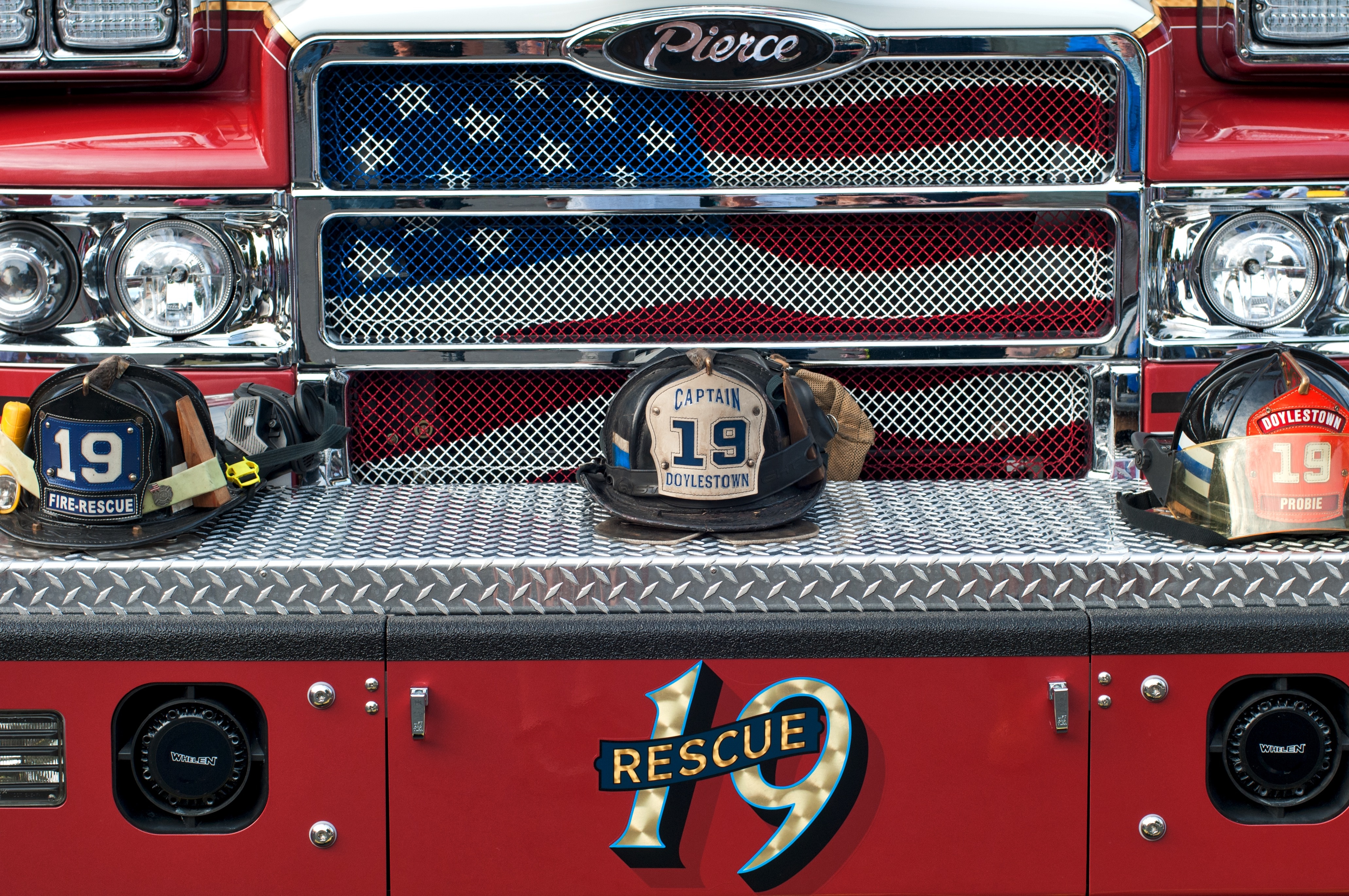 Download mobile wallpaper Helmet, Hat, American, Man Made, Fire Truck, Fire Engine for free.