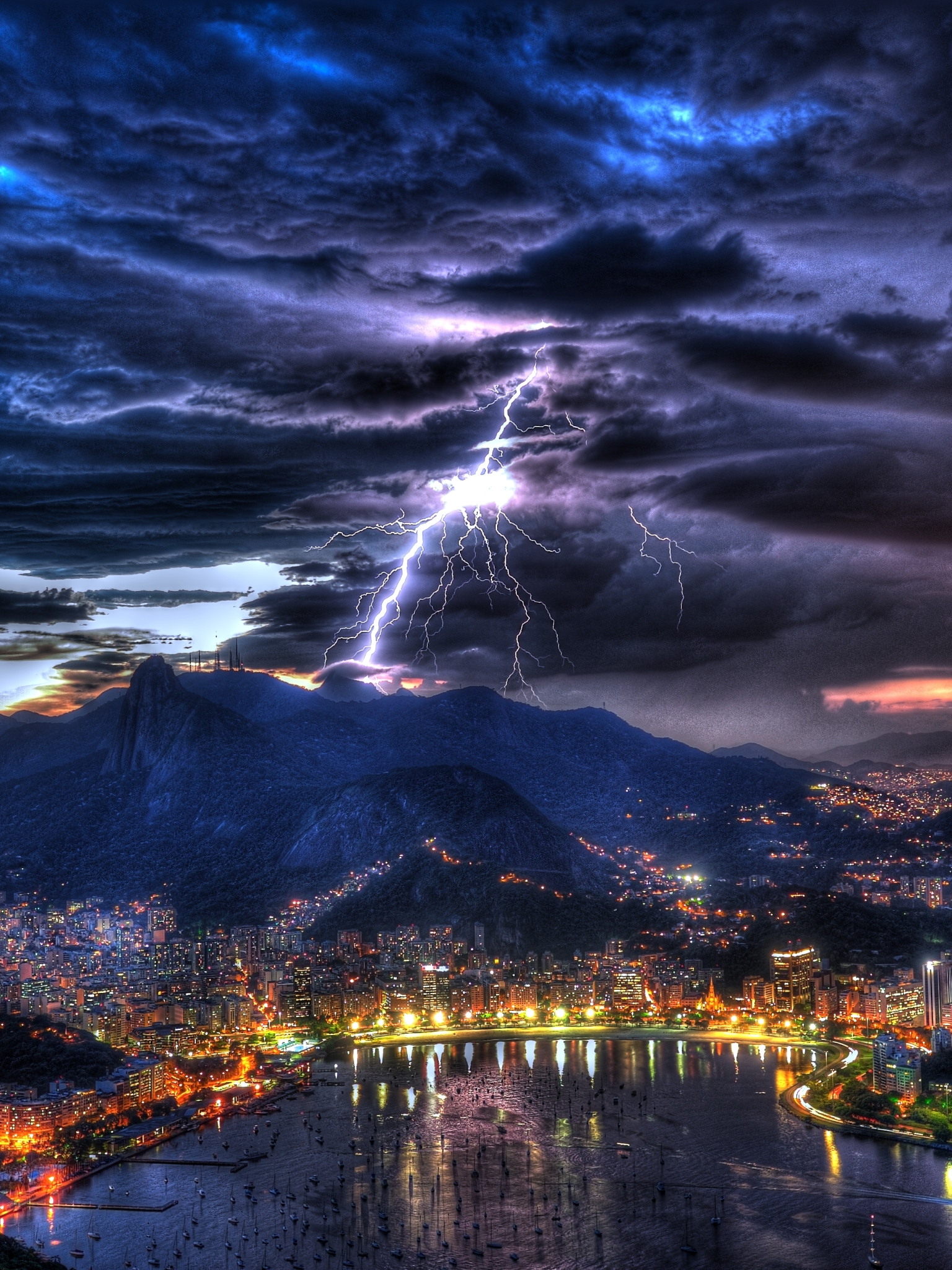 Free download wallpaper Cities, Lightning, Mountain, Storm, Bay, Cloud, Rio De Janeiro, Brazil, Man Made on your PC desktop