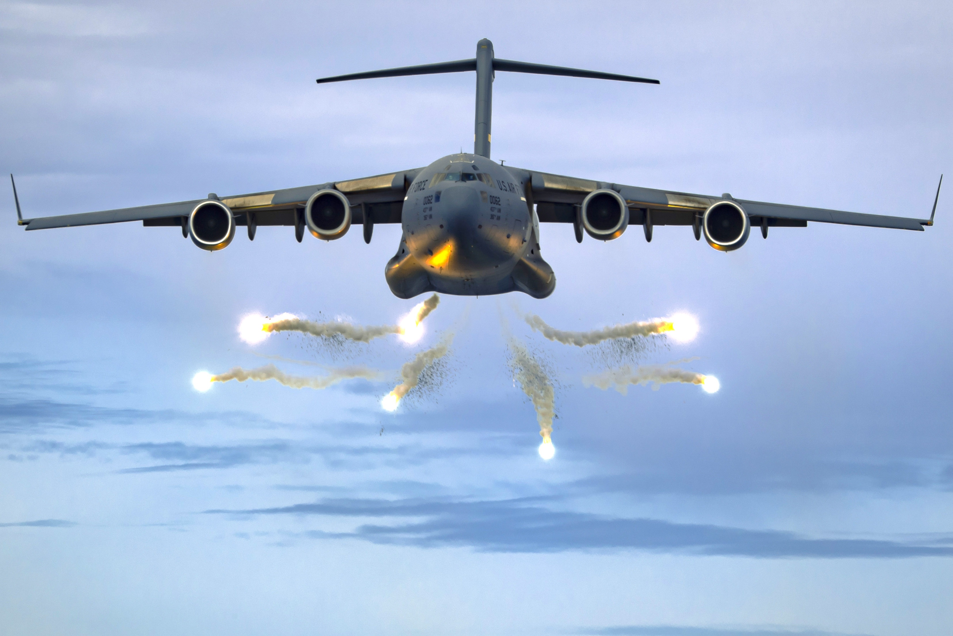 Baixe gratuitamente a imagem Militar, Boeing C 17 Globemaster Iii, Avião De Guerra, Aeronave De Transporte na área de trabalho do seu PC