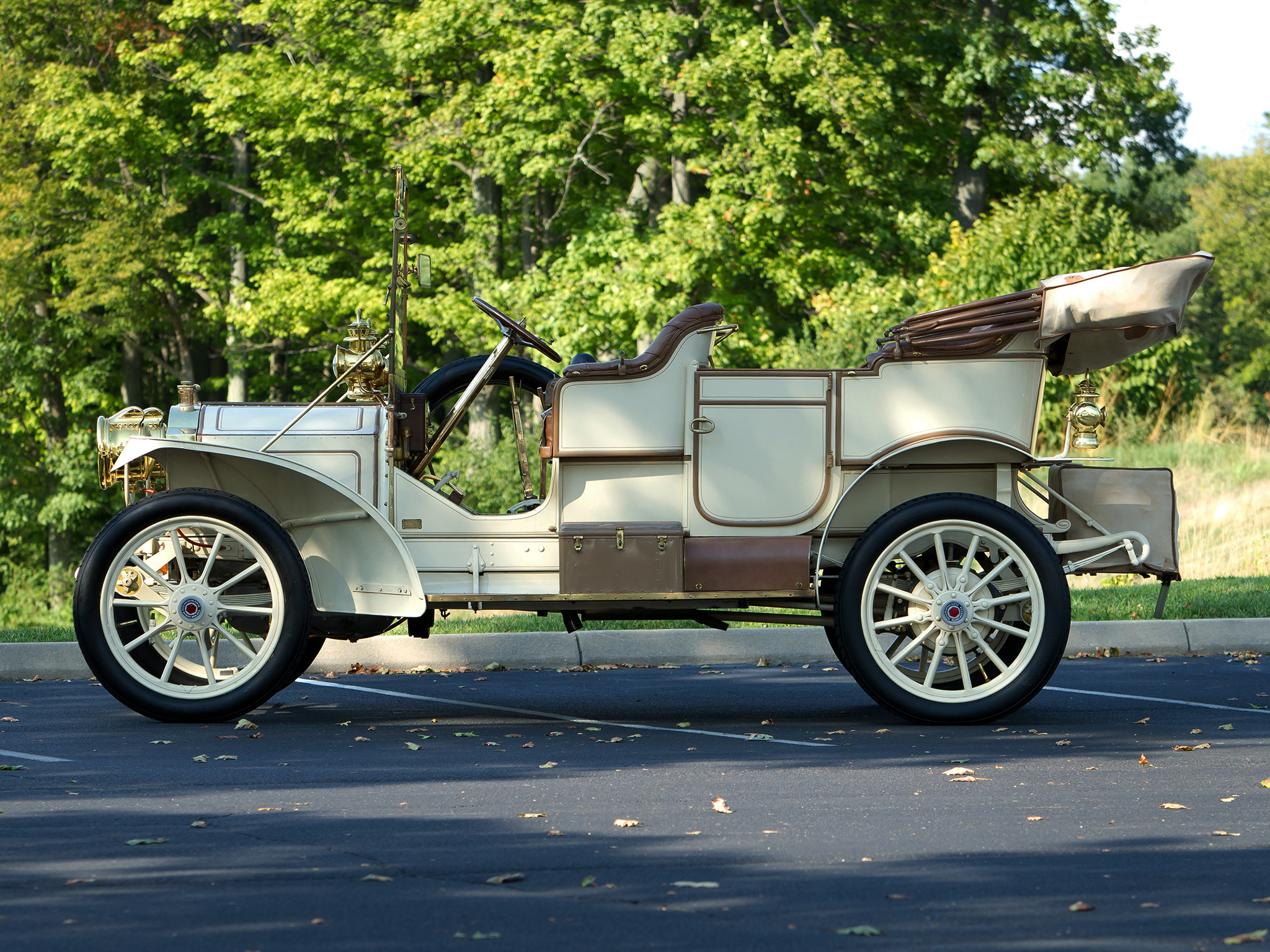 Laden Sie 1909 Packard Modell 18 Touring HD-Desktop-Hintergründe herunter