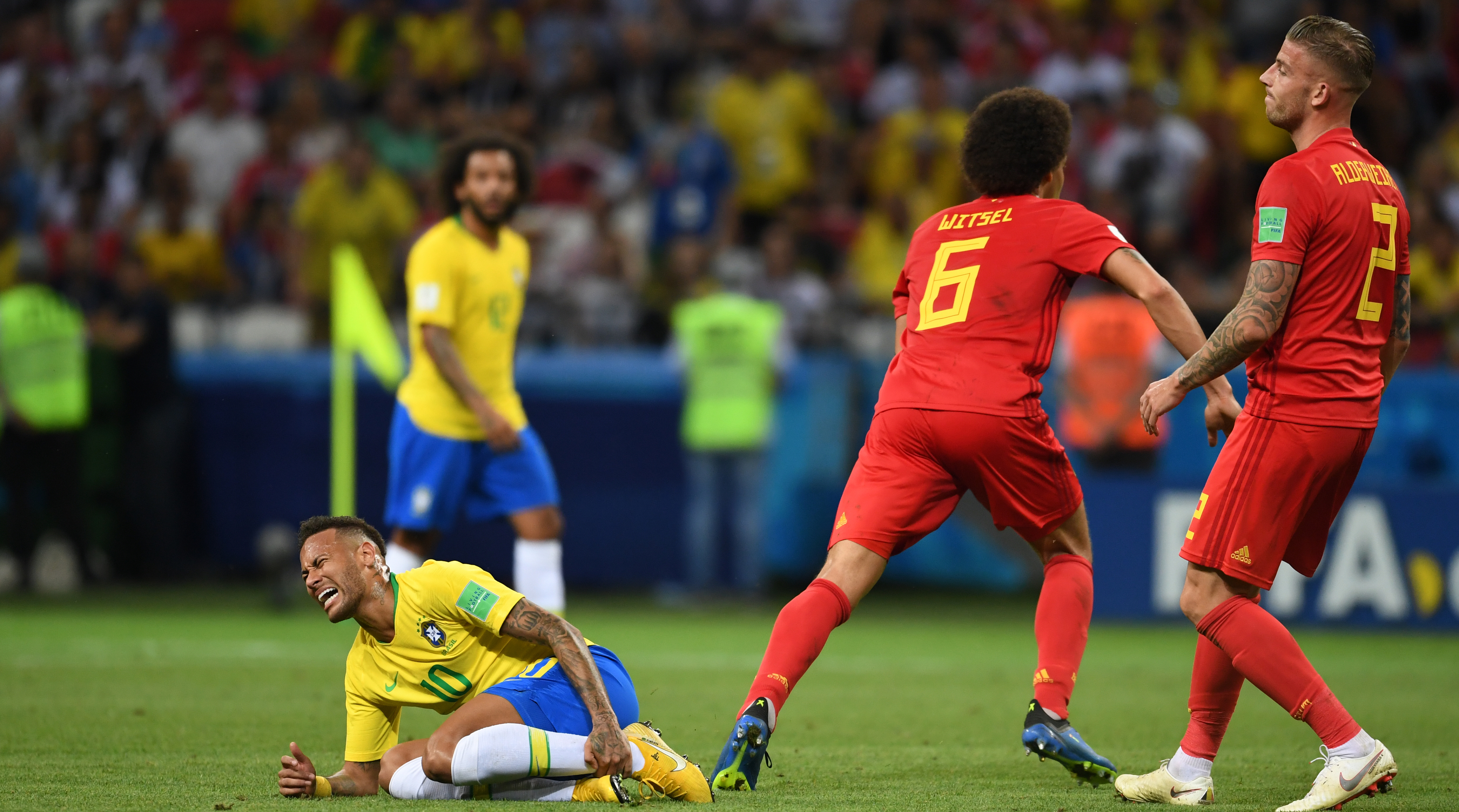 Baixe gratuitamente a imagem Esportes, Futebol, Neymar na área de trabalho do seu PC