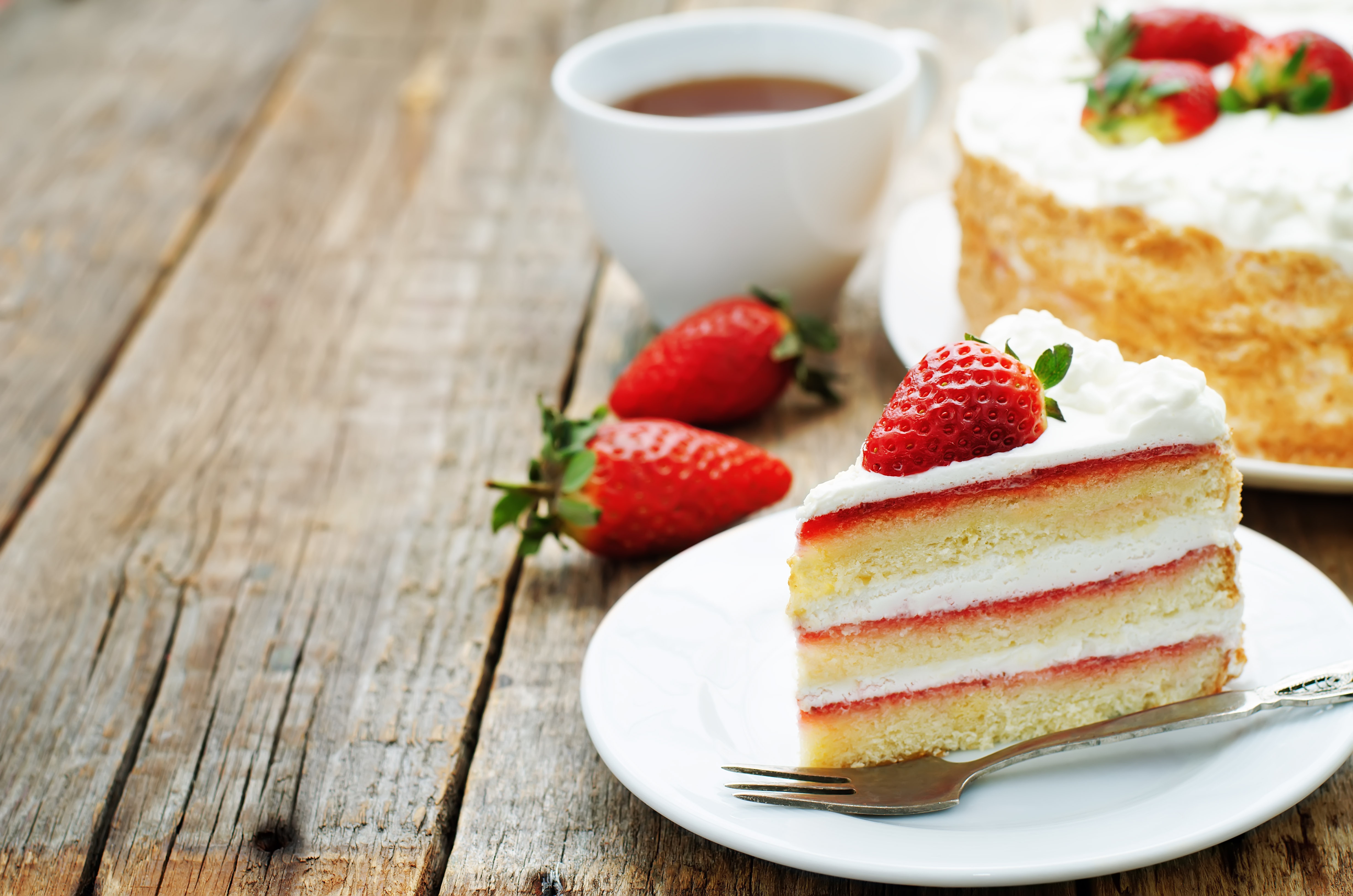 Download mobile wallpaper Food, Strawberry, Dessert, Cake, Pastry for free.