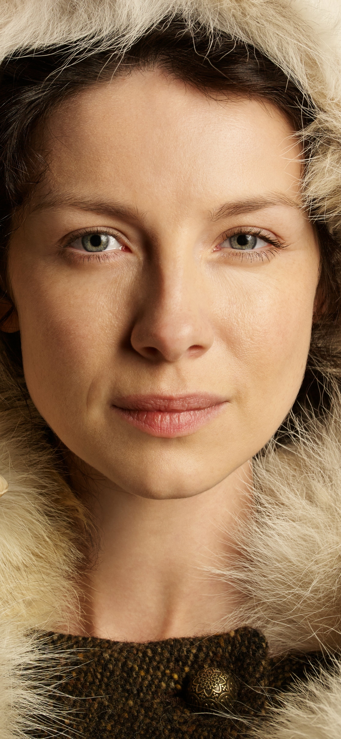 Descarga gratuita de fondo de pantalla para móvil de Outlander, Series De Televisión, Caitriona Balfe, Claire Fraser.