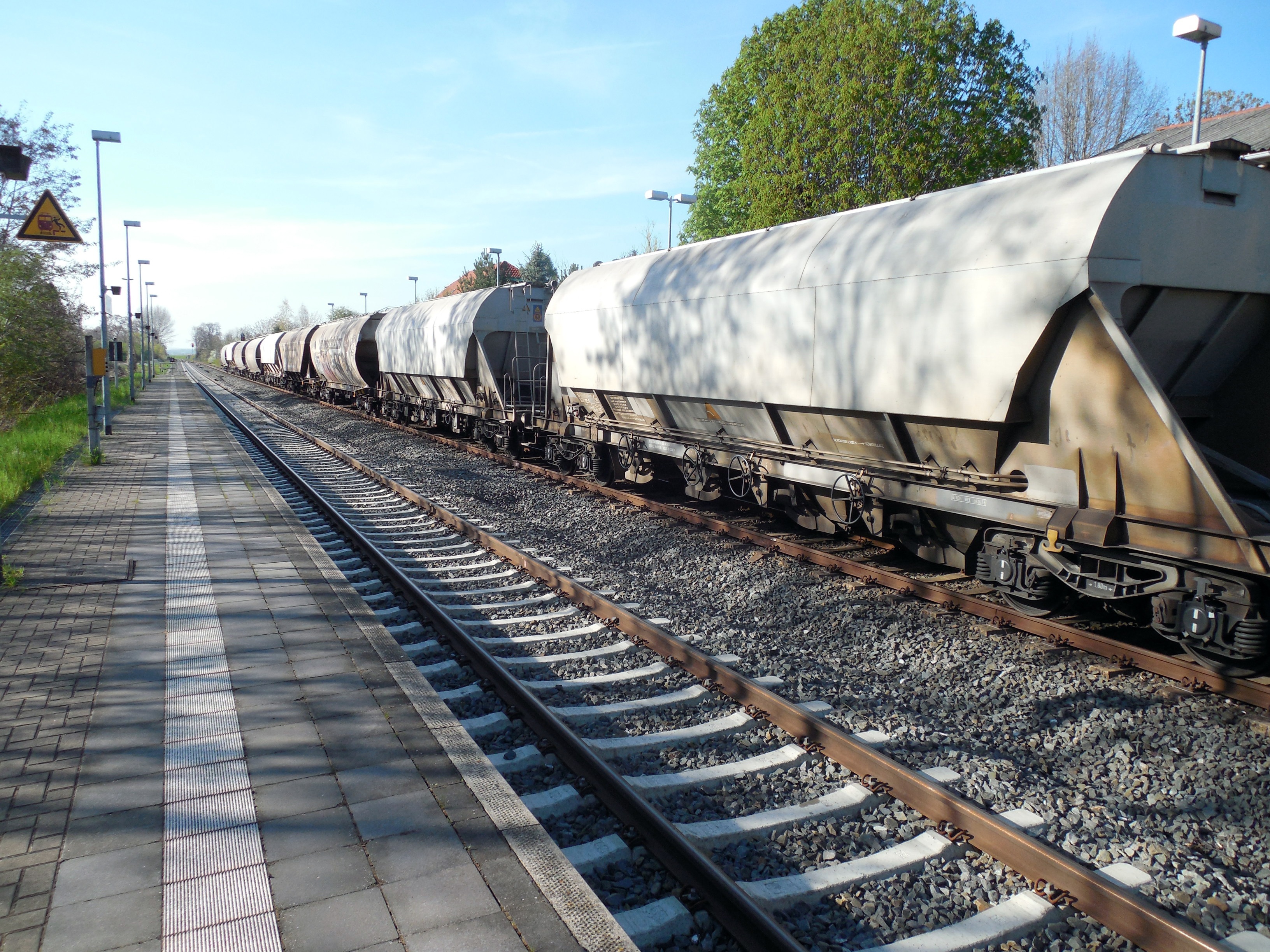 vehicles, railroad, train, train station, vehicle, freight train
