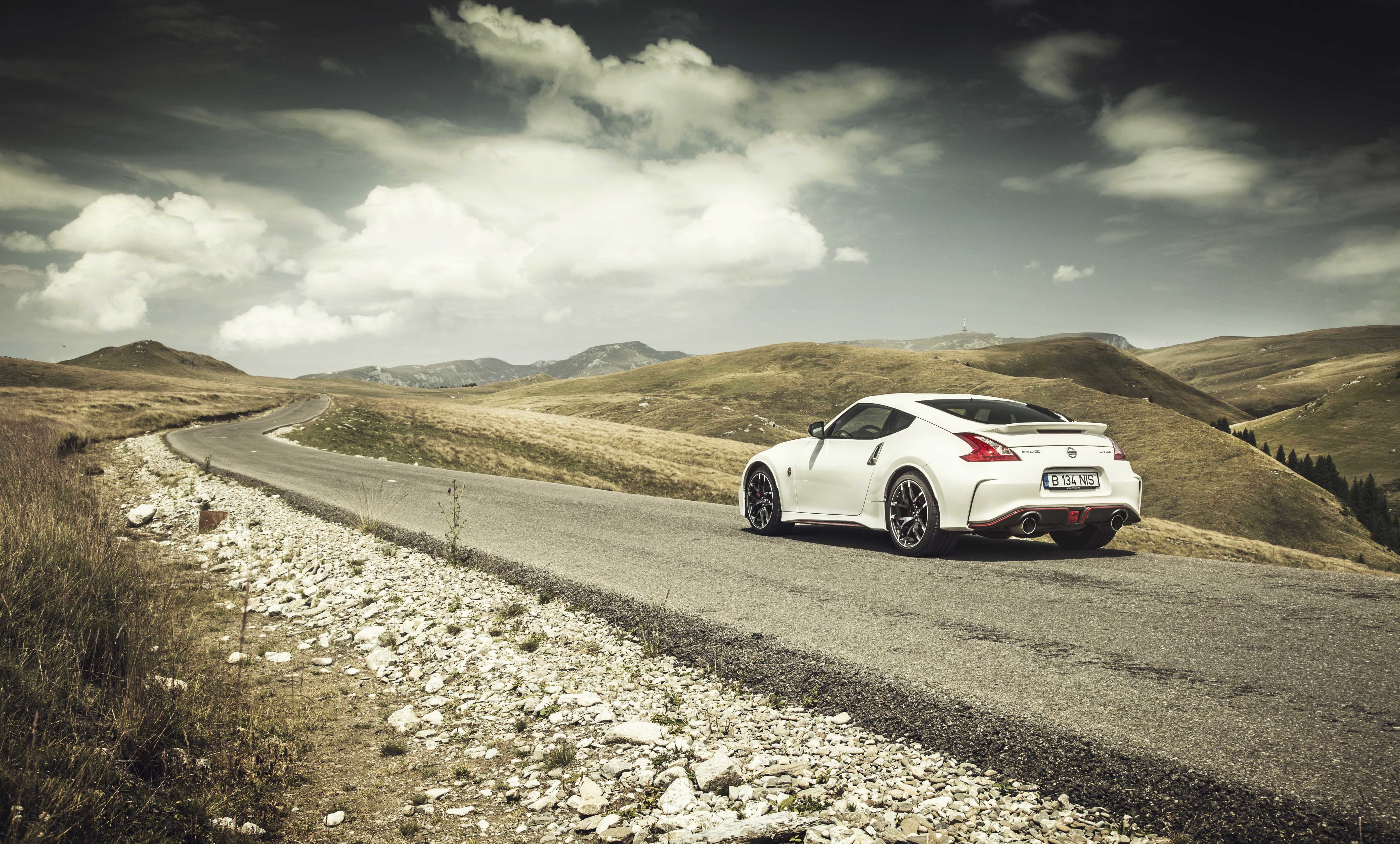 Download mobile wallpaper Nissan, Car, Nissan 370Z, Vehicles, White Car for free.