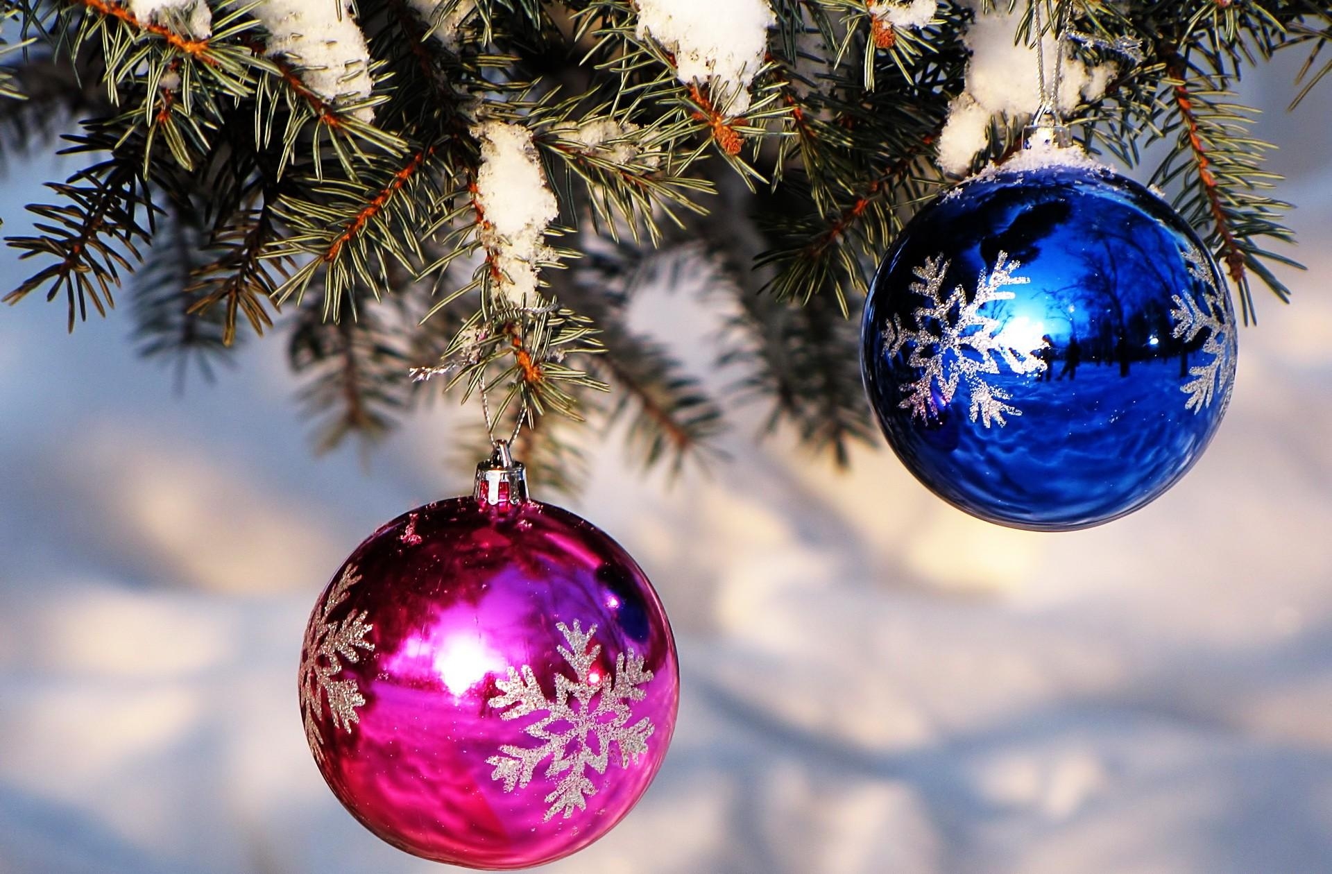 holidays, pink, snow, blue, spruce, fir, christmas decorations, christmas tree toys, balls