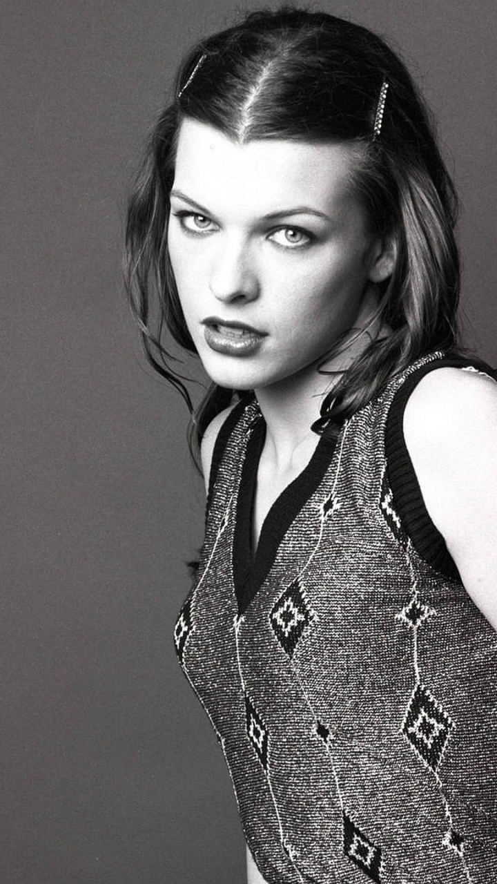 Download mobile wallpaper Milla Jovovich, Celebrity for free.