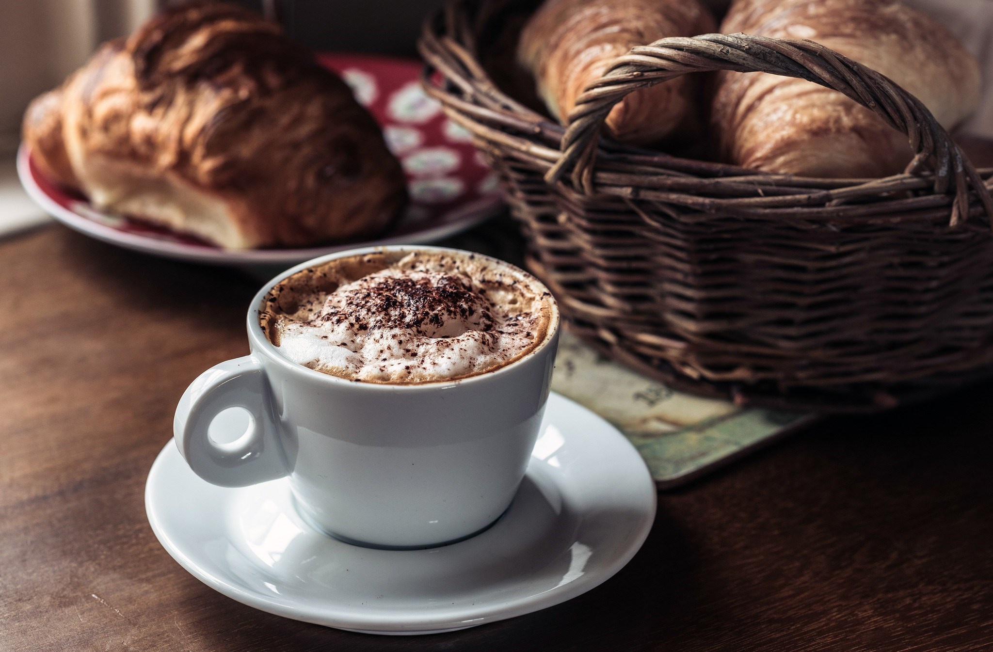 Download mobile wallpaper Food, Coffee, Cup, Drink, Viennoiserie for free.