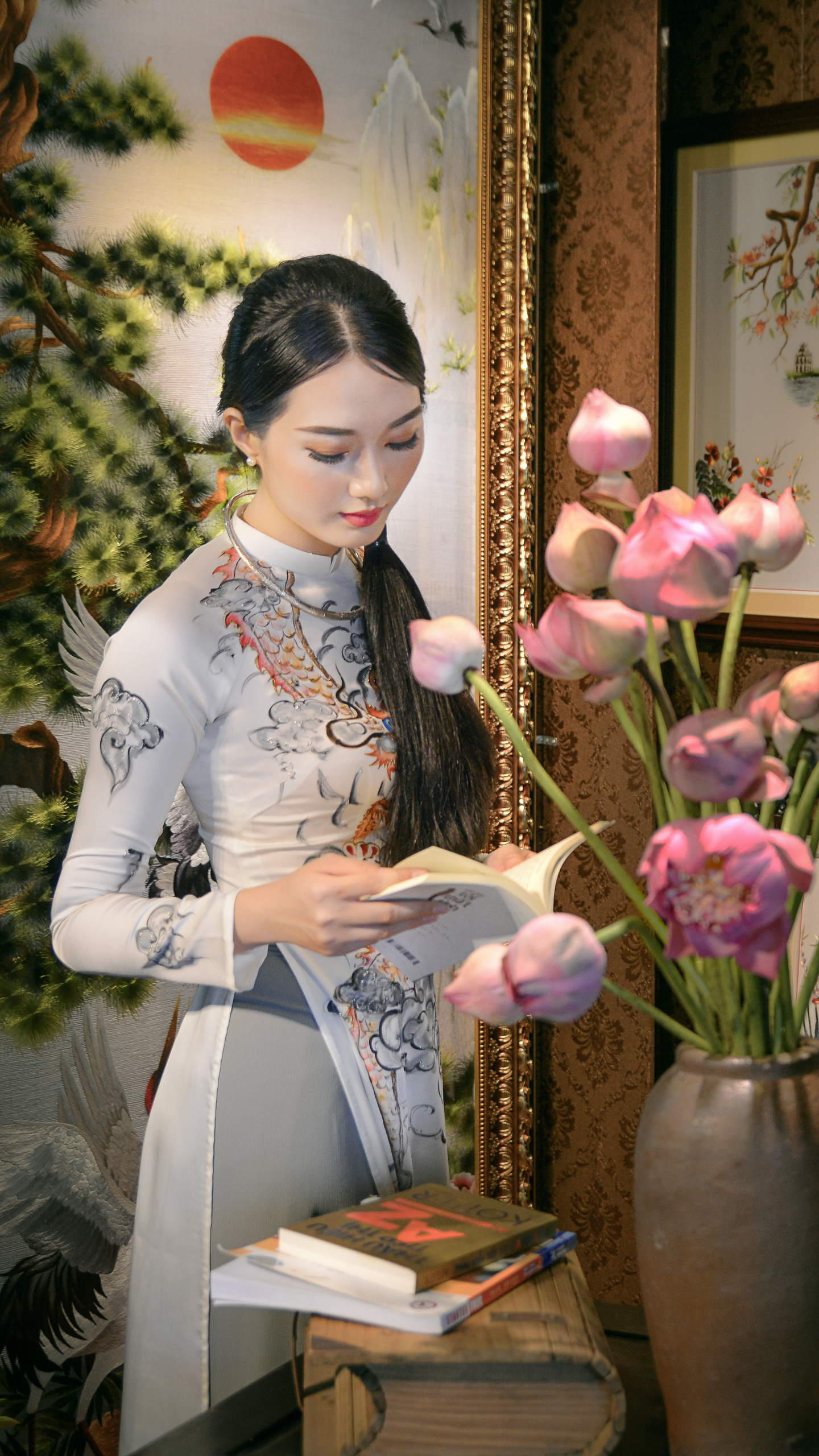 Download mobile wallpaper Flower, Bouquet, Book, Painting, Women, Necklace, Asian, Vietnamese, Ao Dai for free.